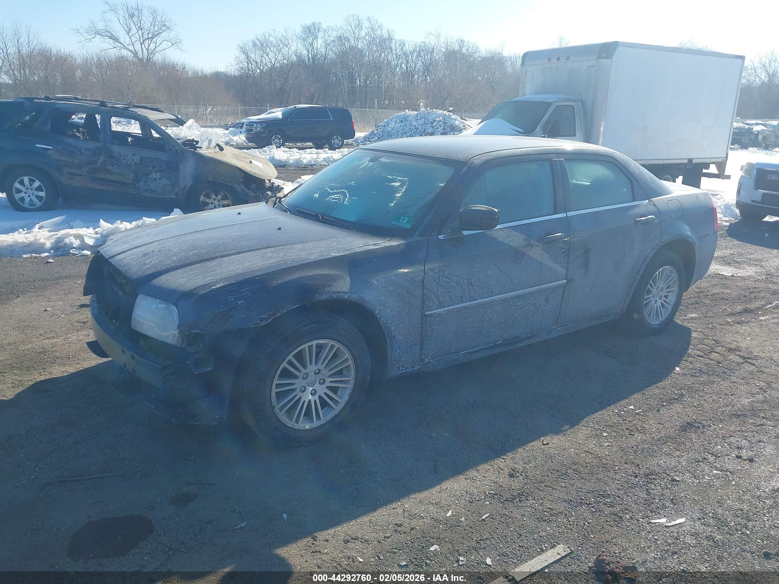 CHRYSLER 300 image 2