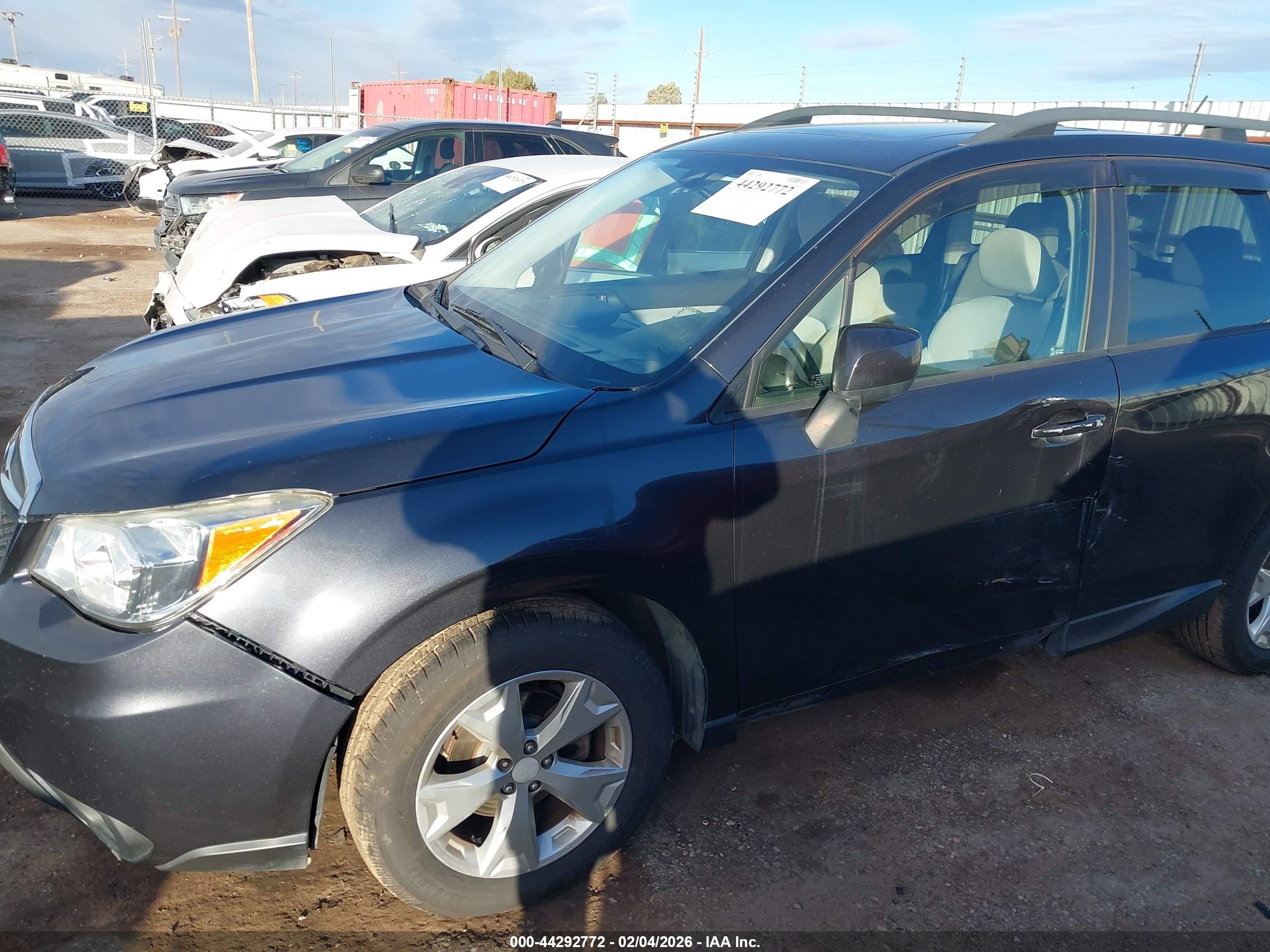 SUBARU FORESTER image 6