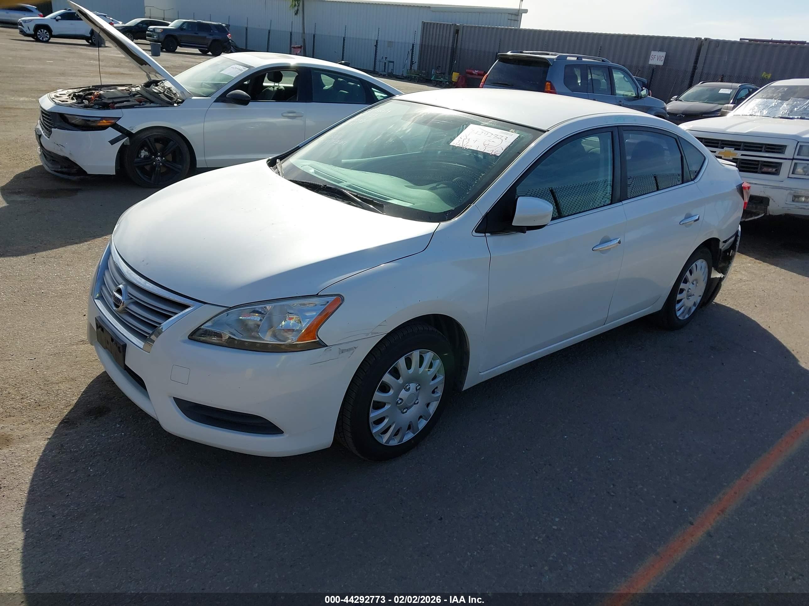 NISSAN SENTRA image 2