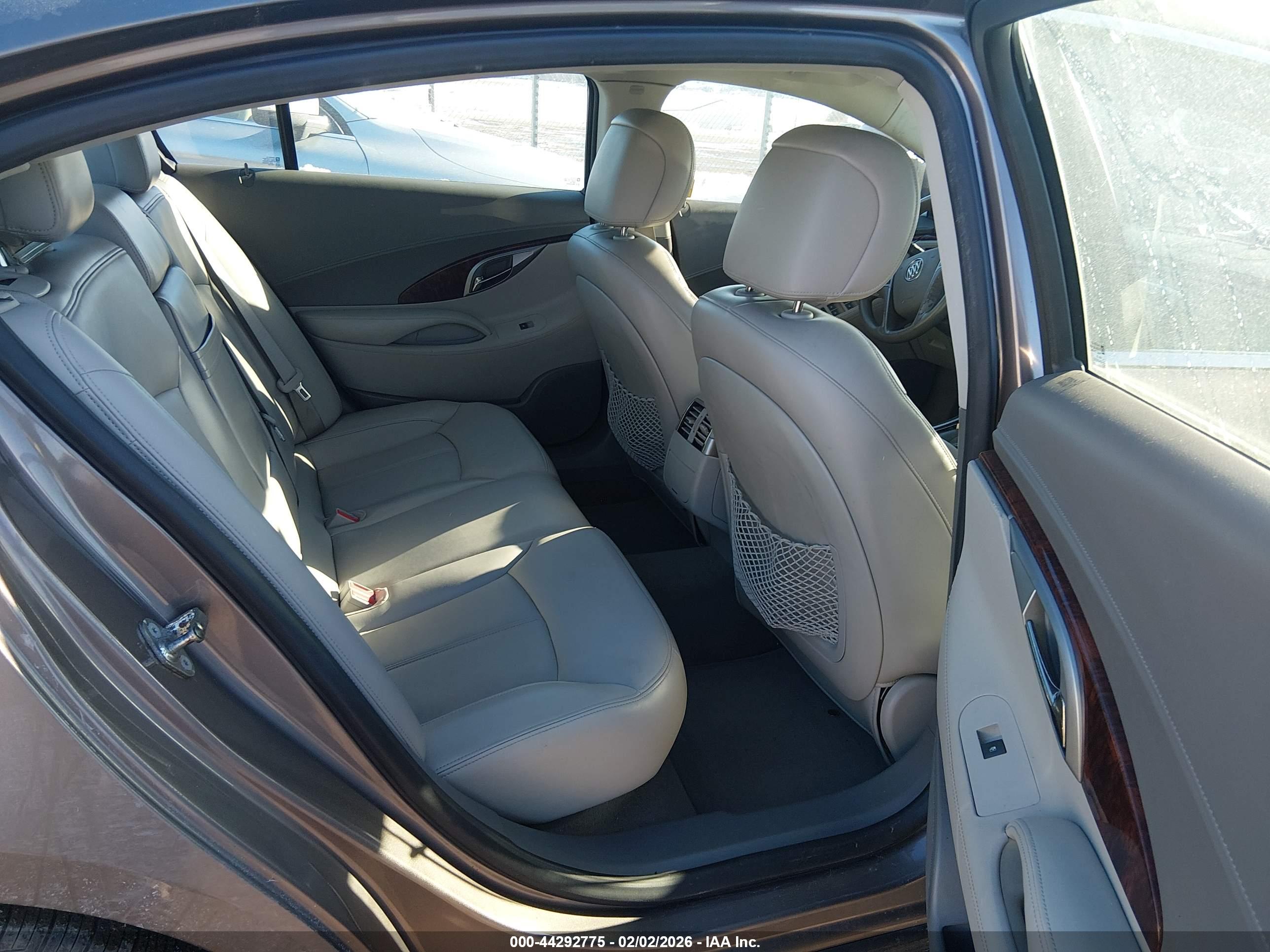 BUICK LACROSSE image 8