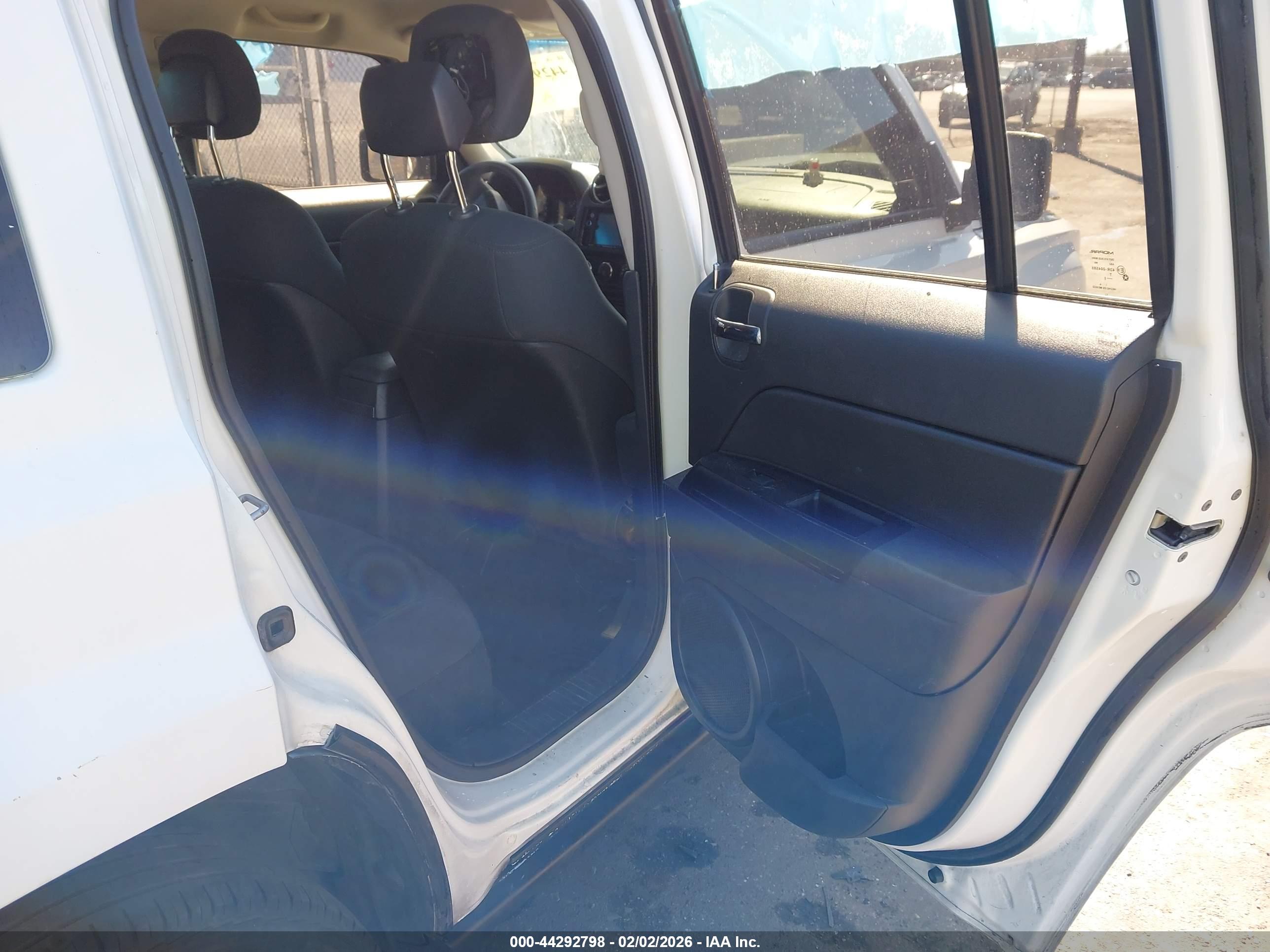 JEEP PATRIOT image 8