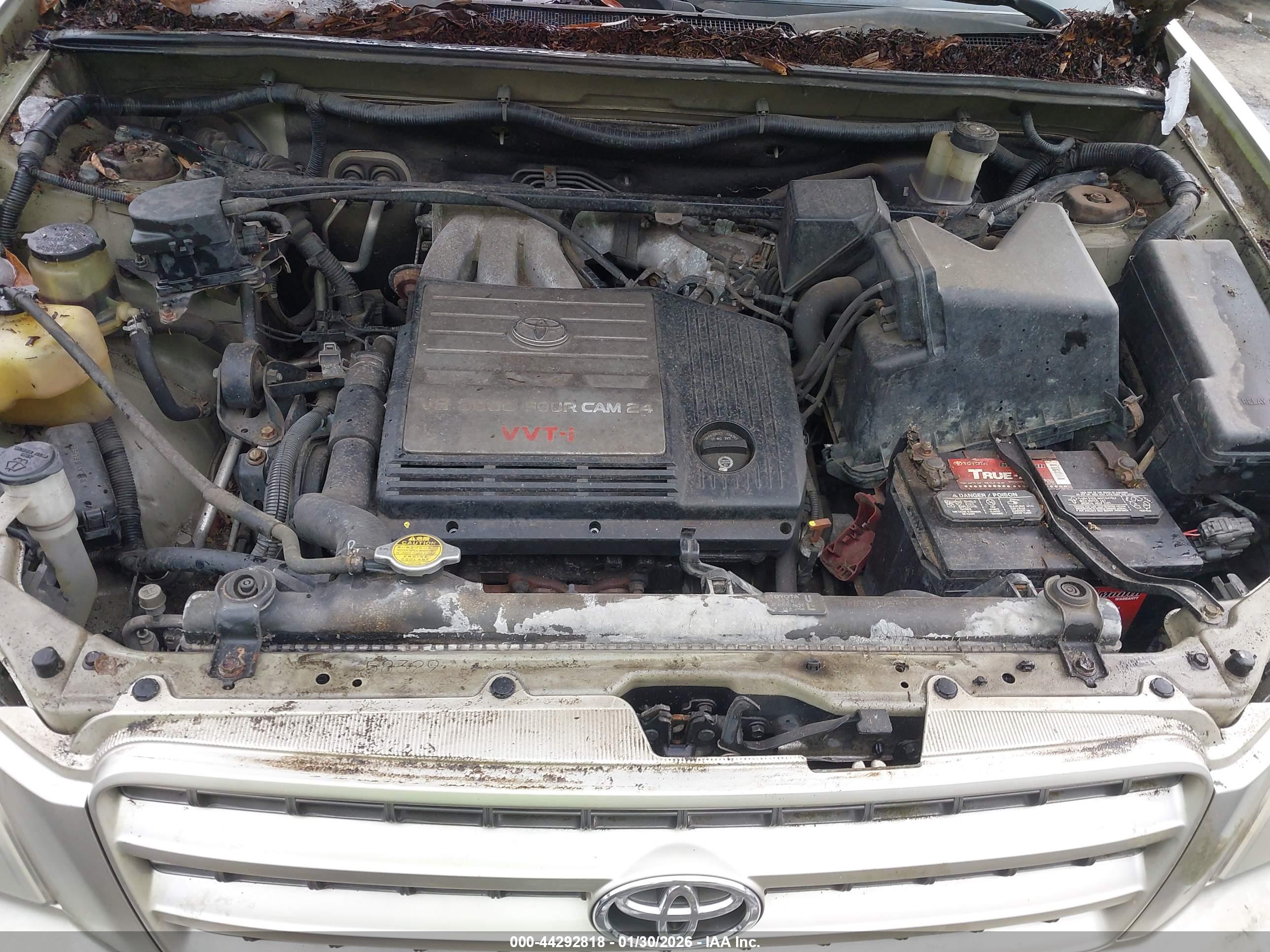 TOYOTA HIGHLANDER image 10