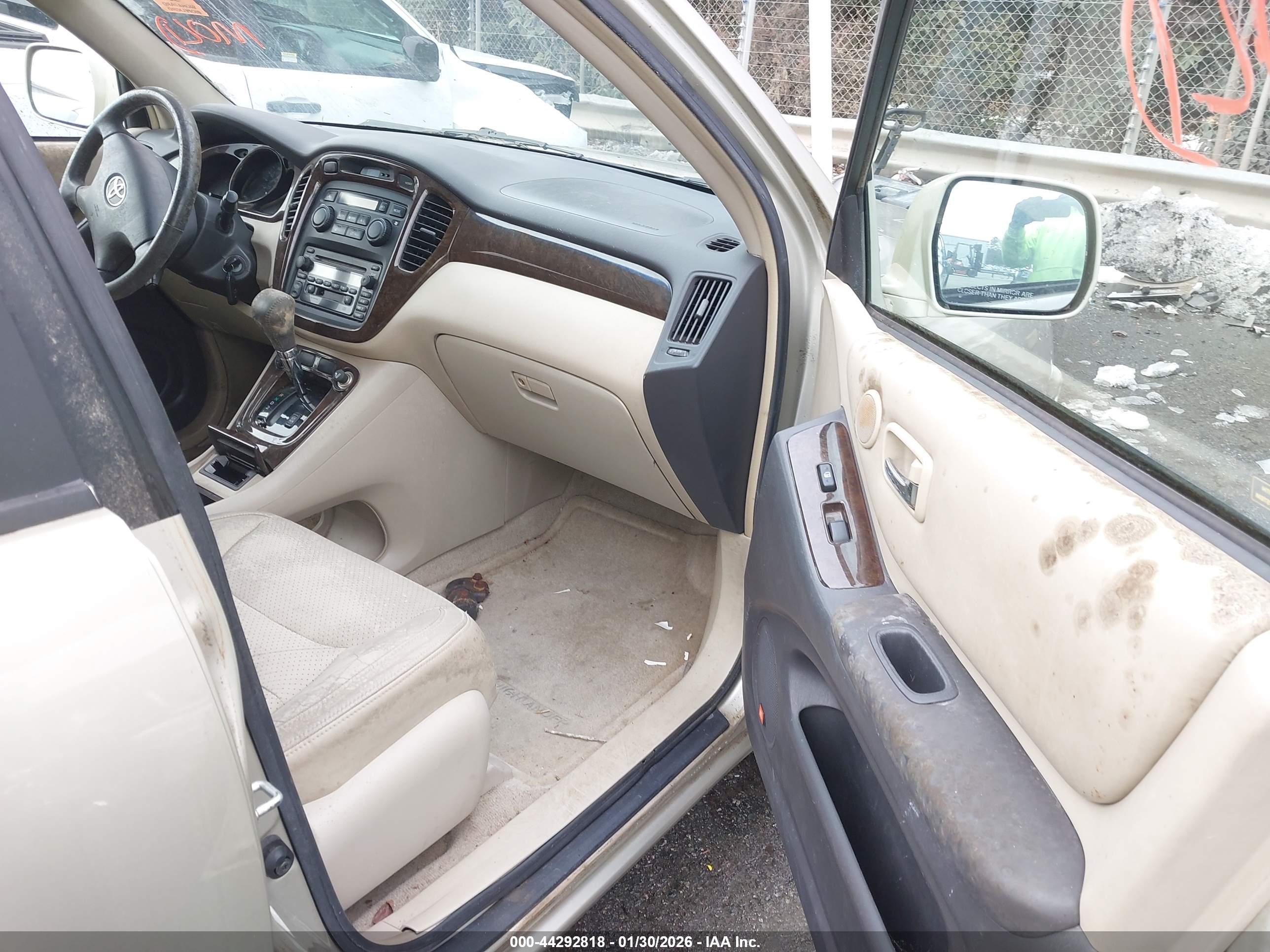 TOYOTA HIGHLANDER image 5