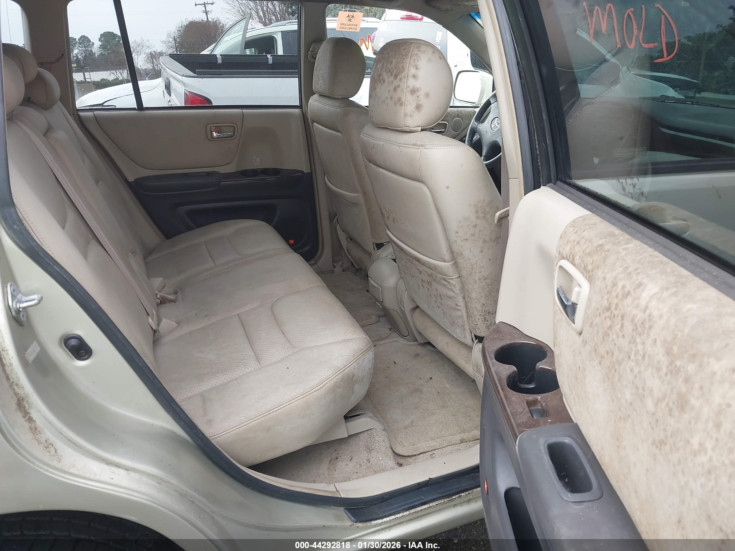 TOYOTA HIGHLANDER image 8