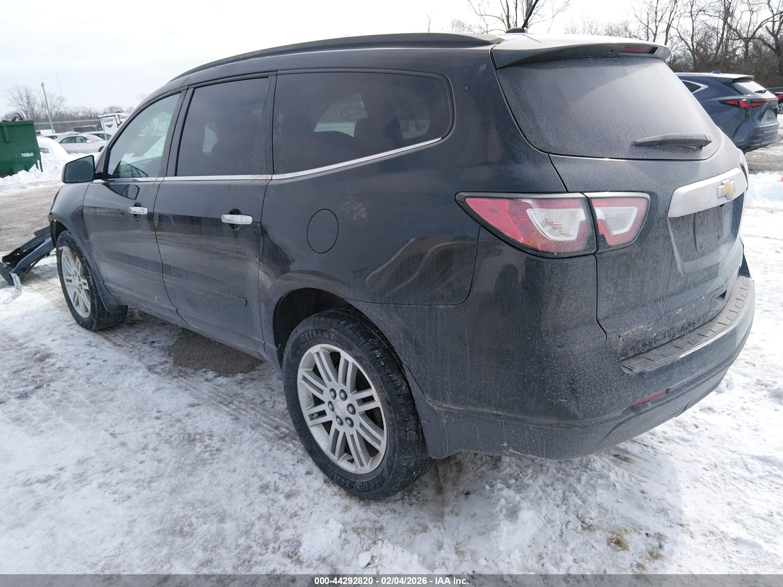 CHEVROLET TRAVERSE image 3