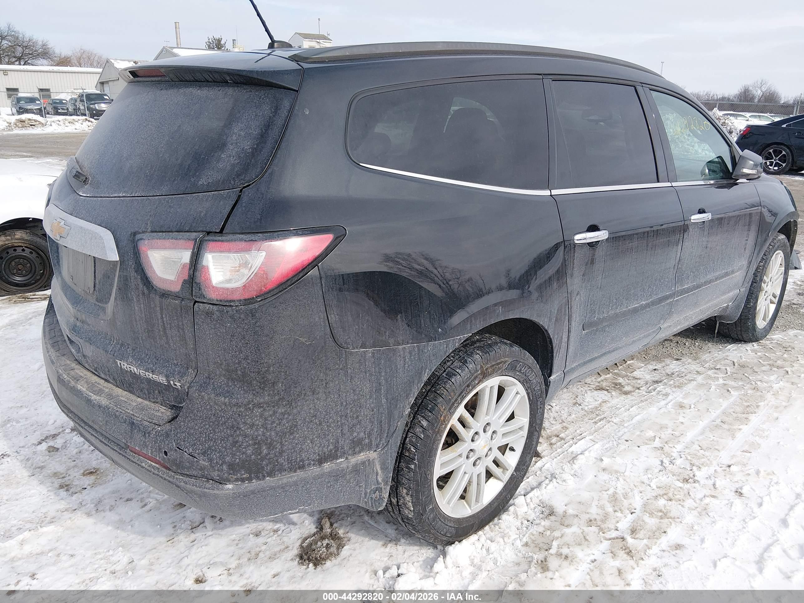 CHEVROLET TRAVERSE image 4