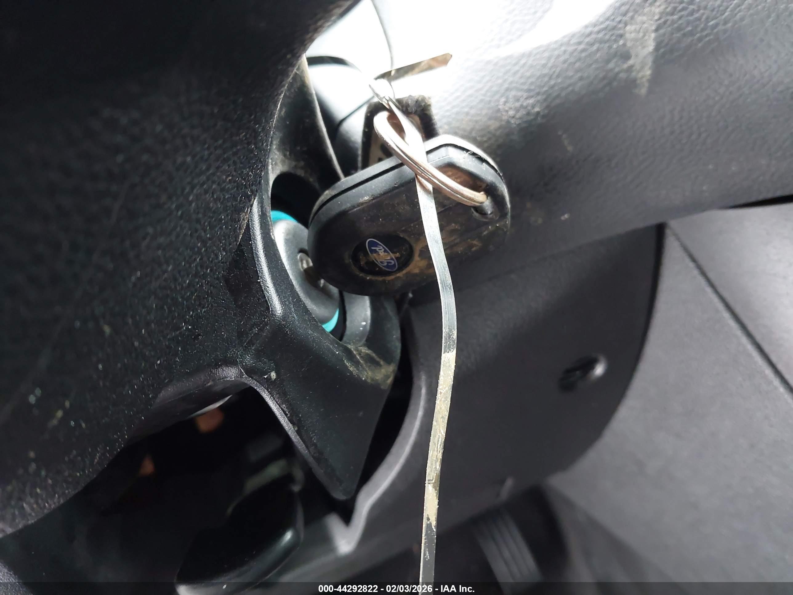 FORD FOCUS image 11