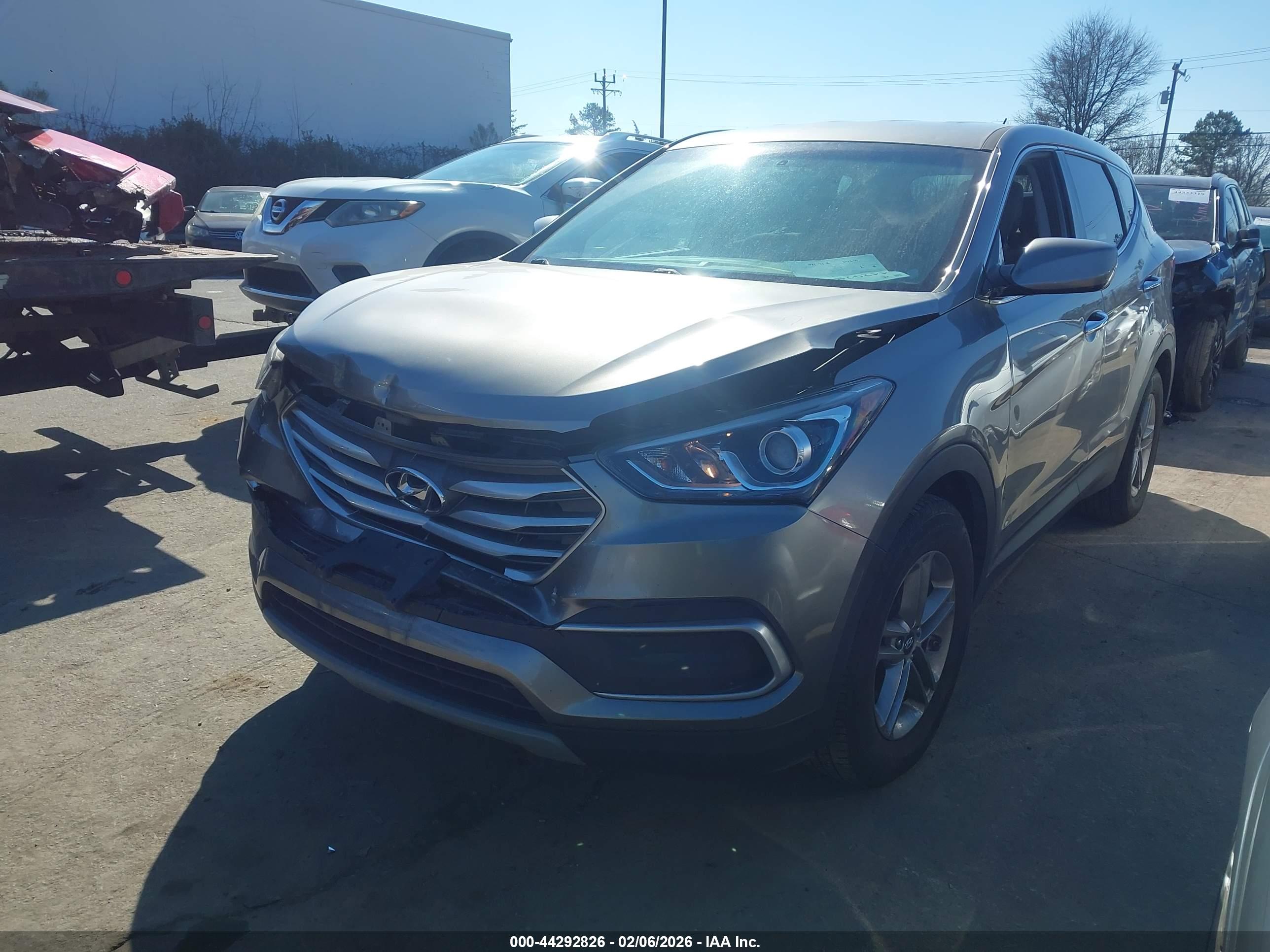 HYUNDAI SANTA image 2