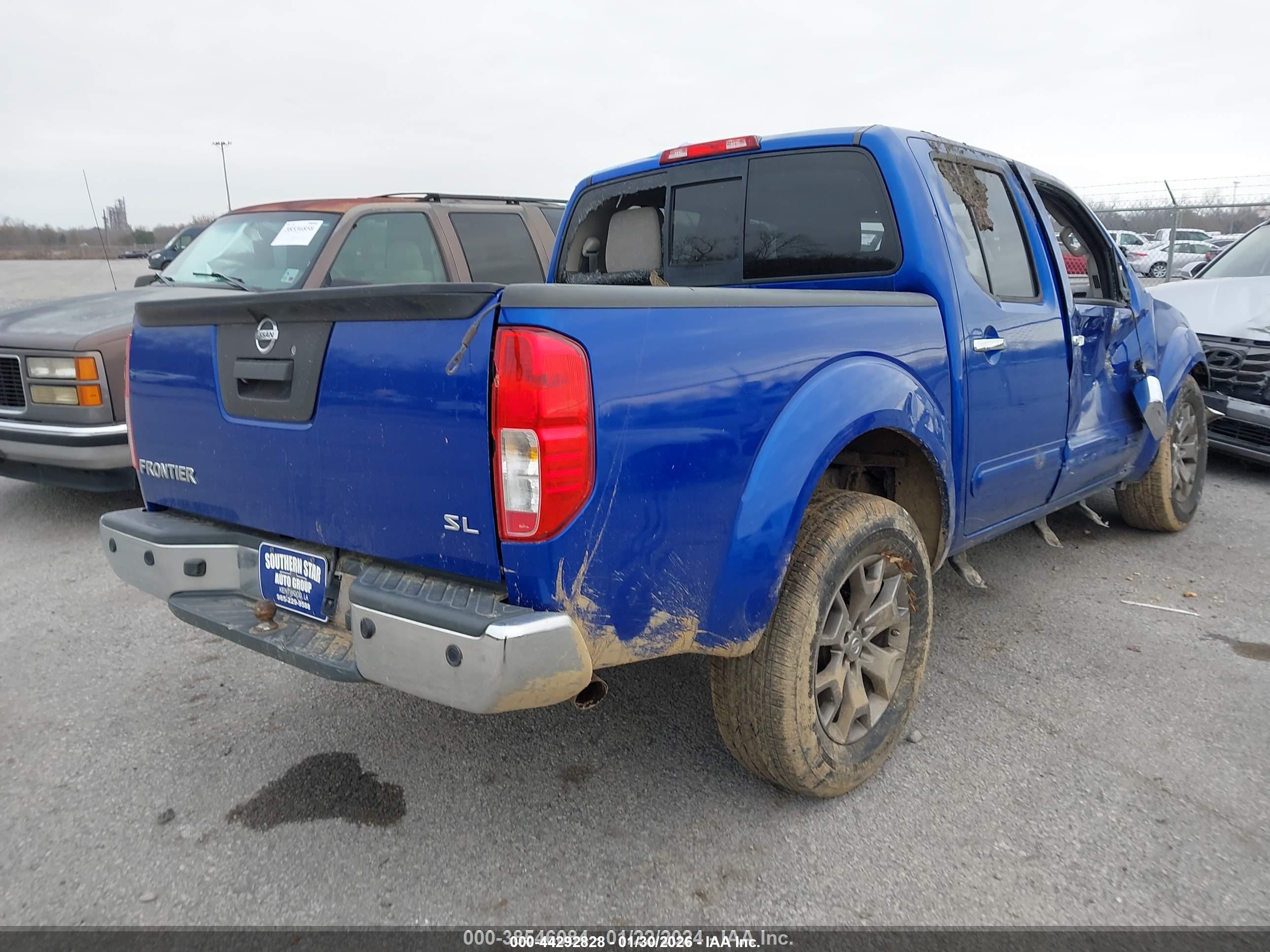 NISSAN FRONTIER image 4