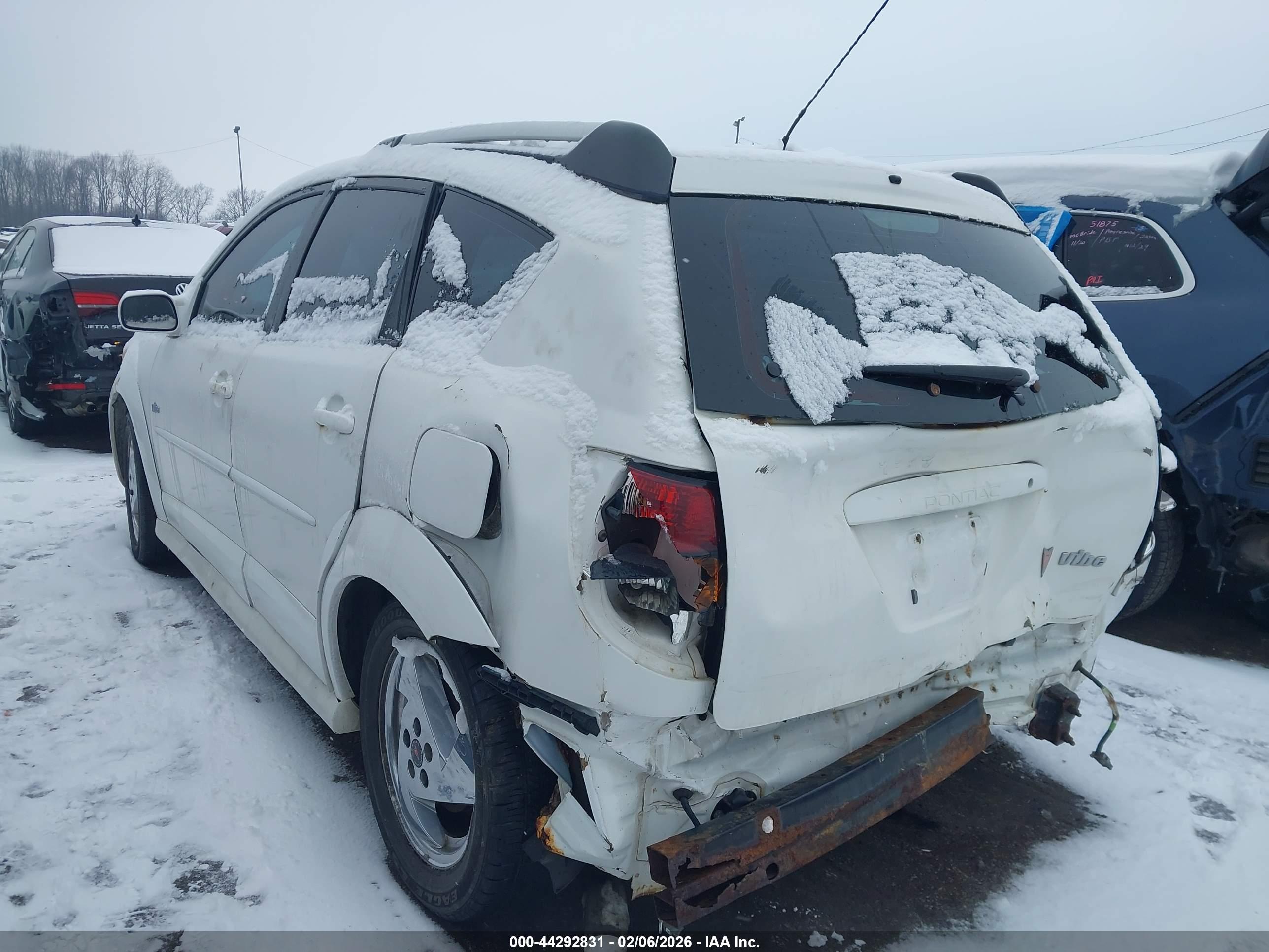 PONTIAC VIBE image 3