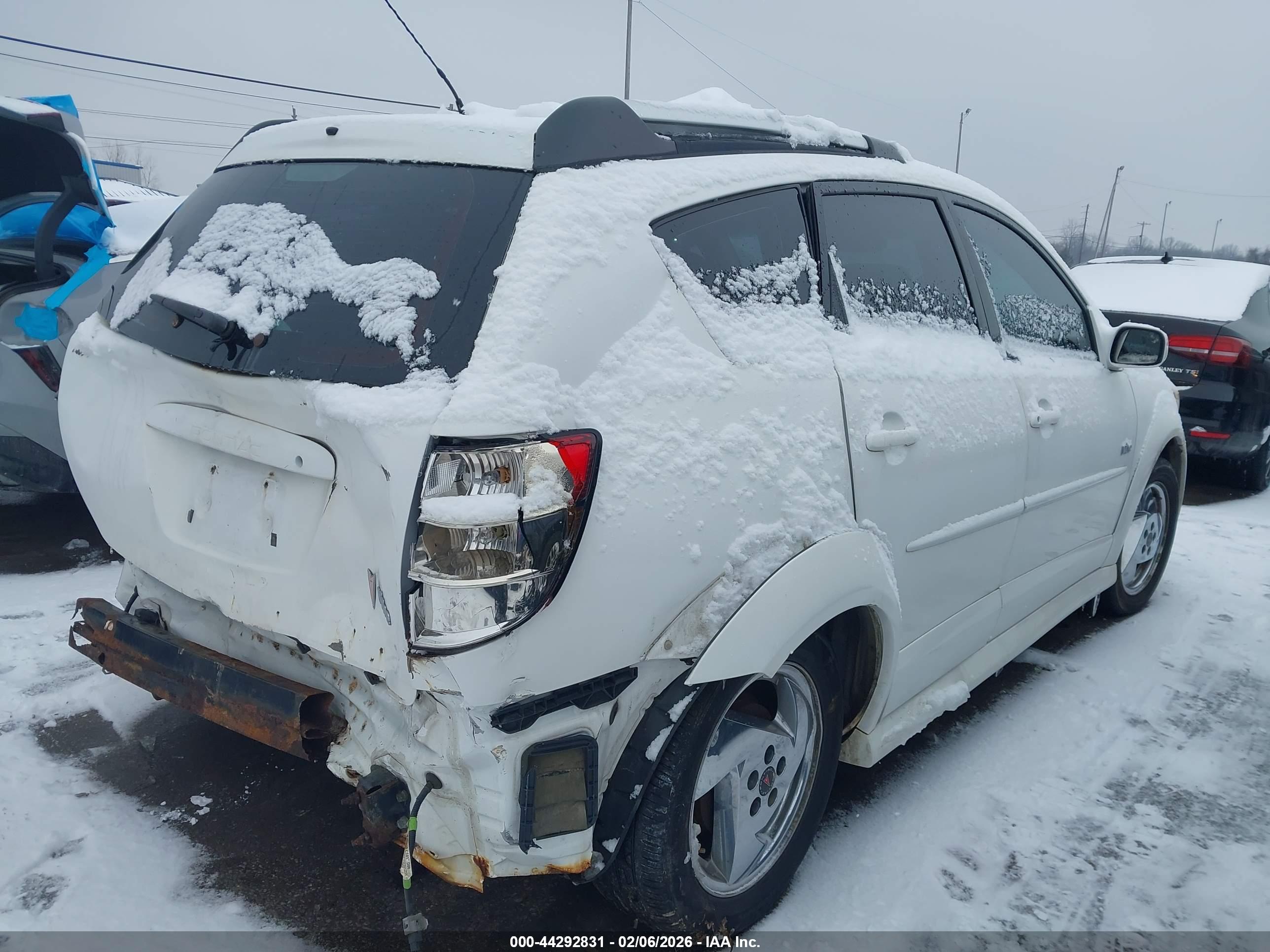 PONTIAC VIBE image 4