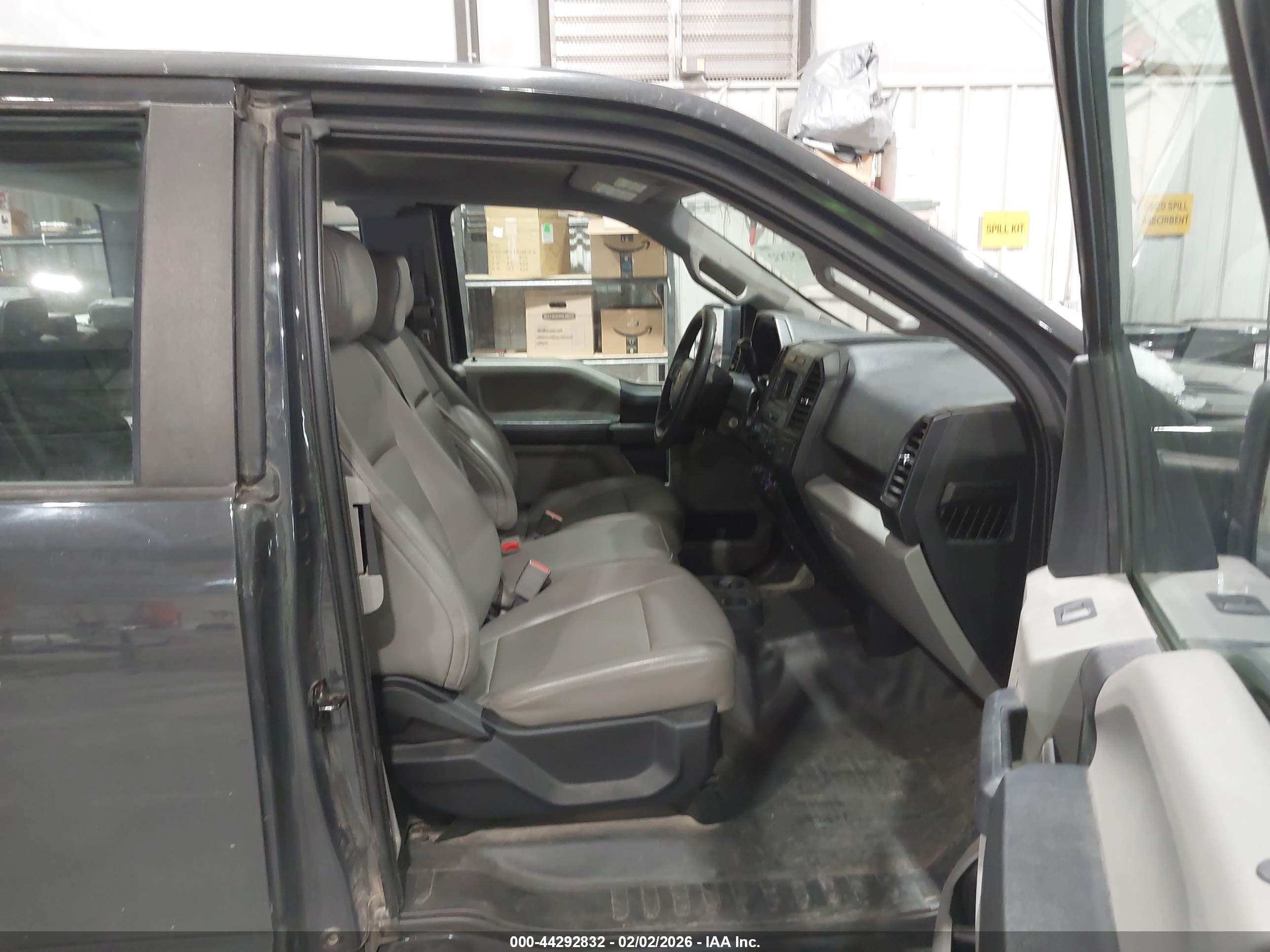 FORD F-150 image 5