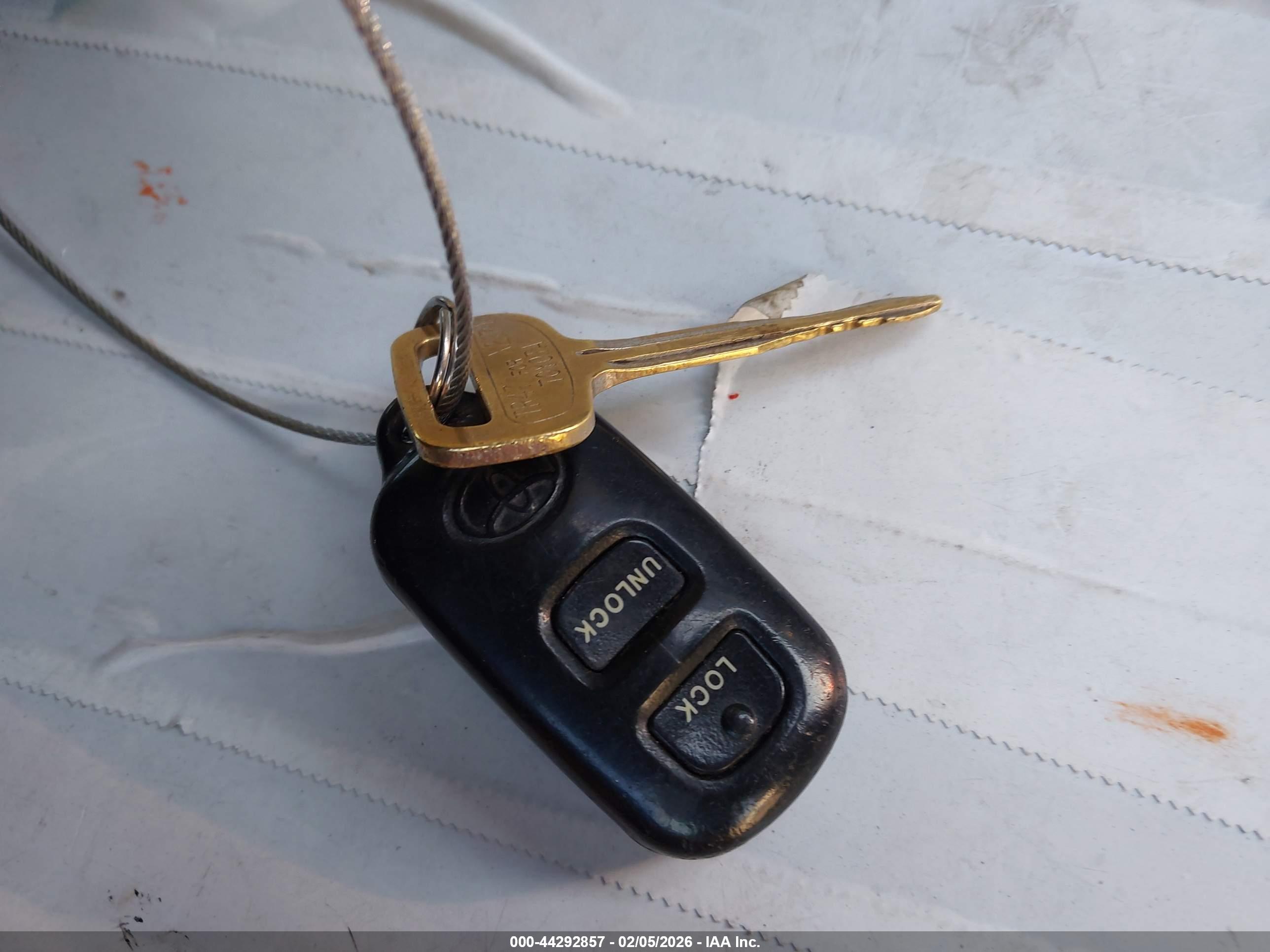 TOYOTA COROLLA image 11
