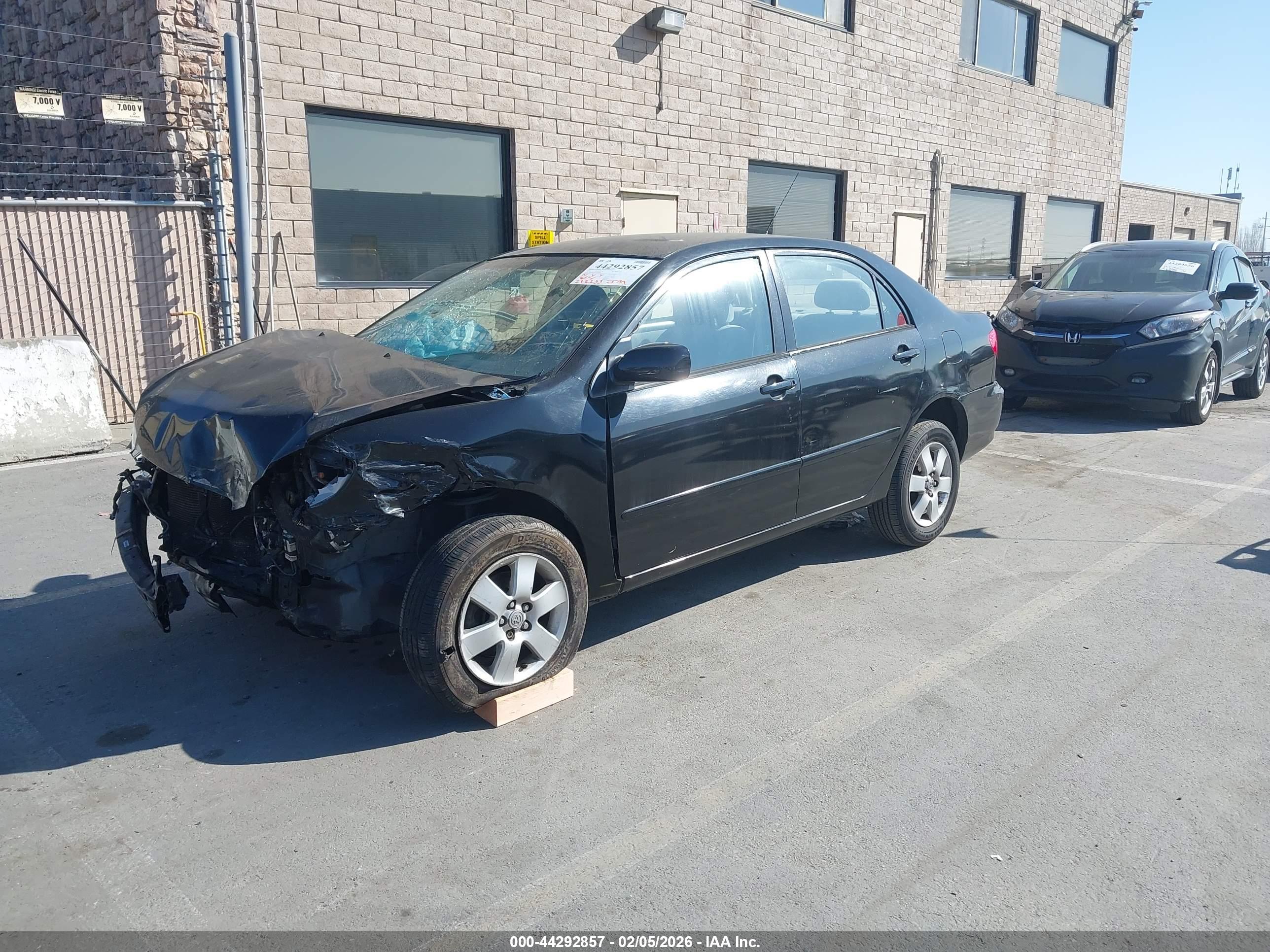 TOYOTA COROLLA image 2