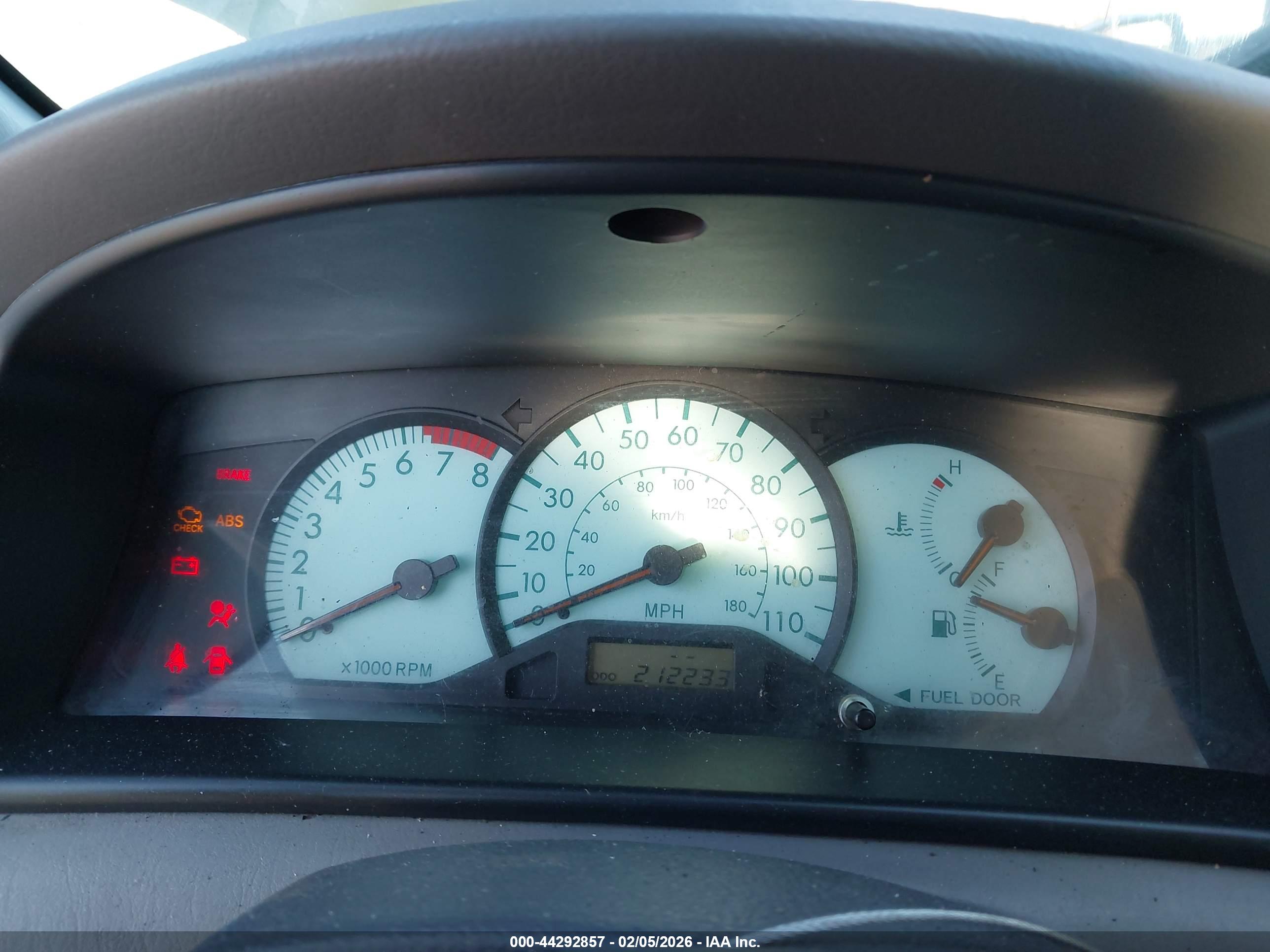 TOYOTA COROLLA image 7