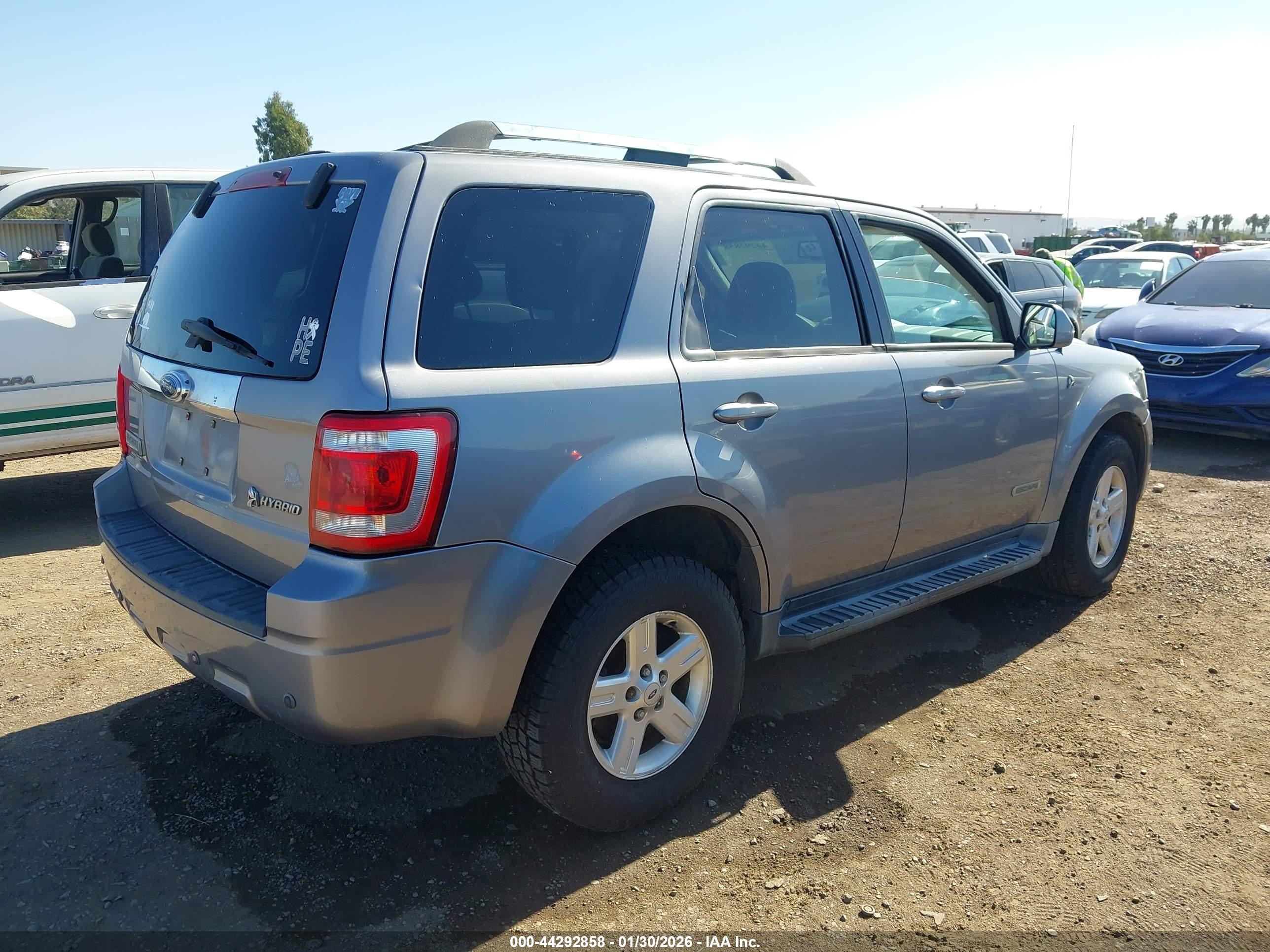 FORD ESCAPE image 4