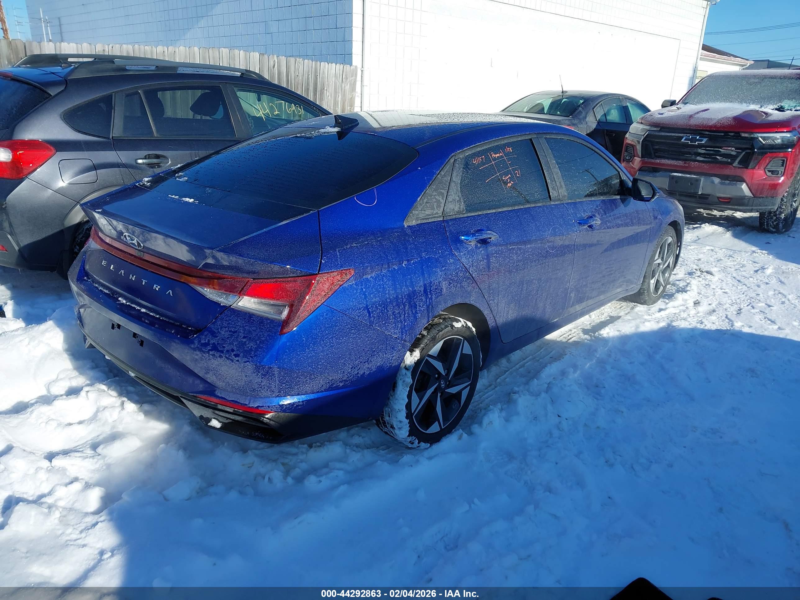 HYUNDAI ELANTRA image 4
