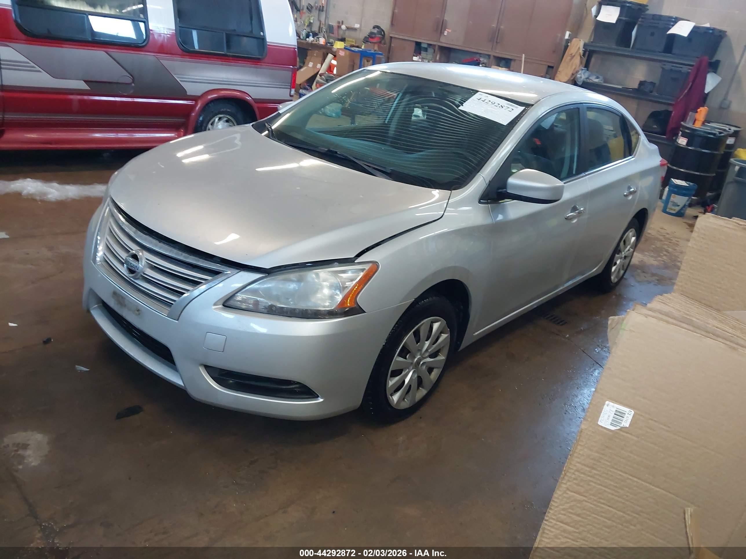 NISSAN SENTRA image 2