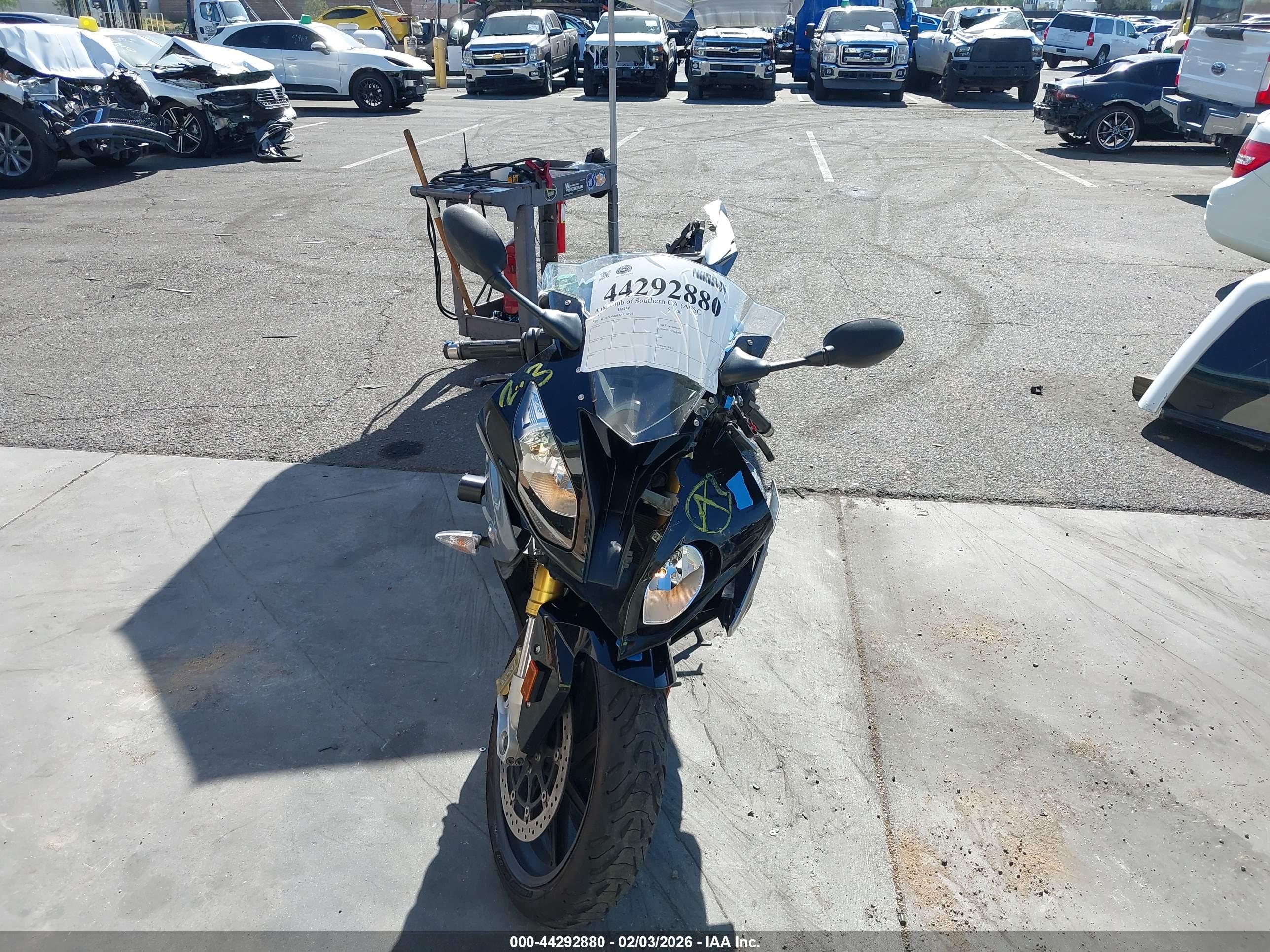 BMW S image 5