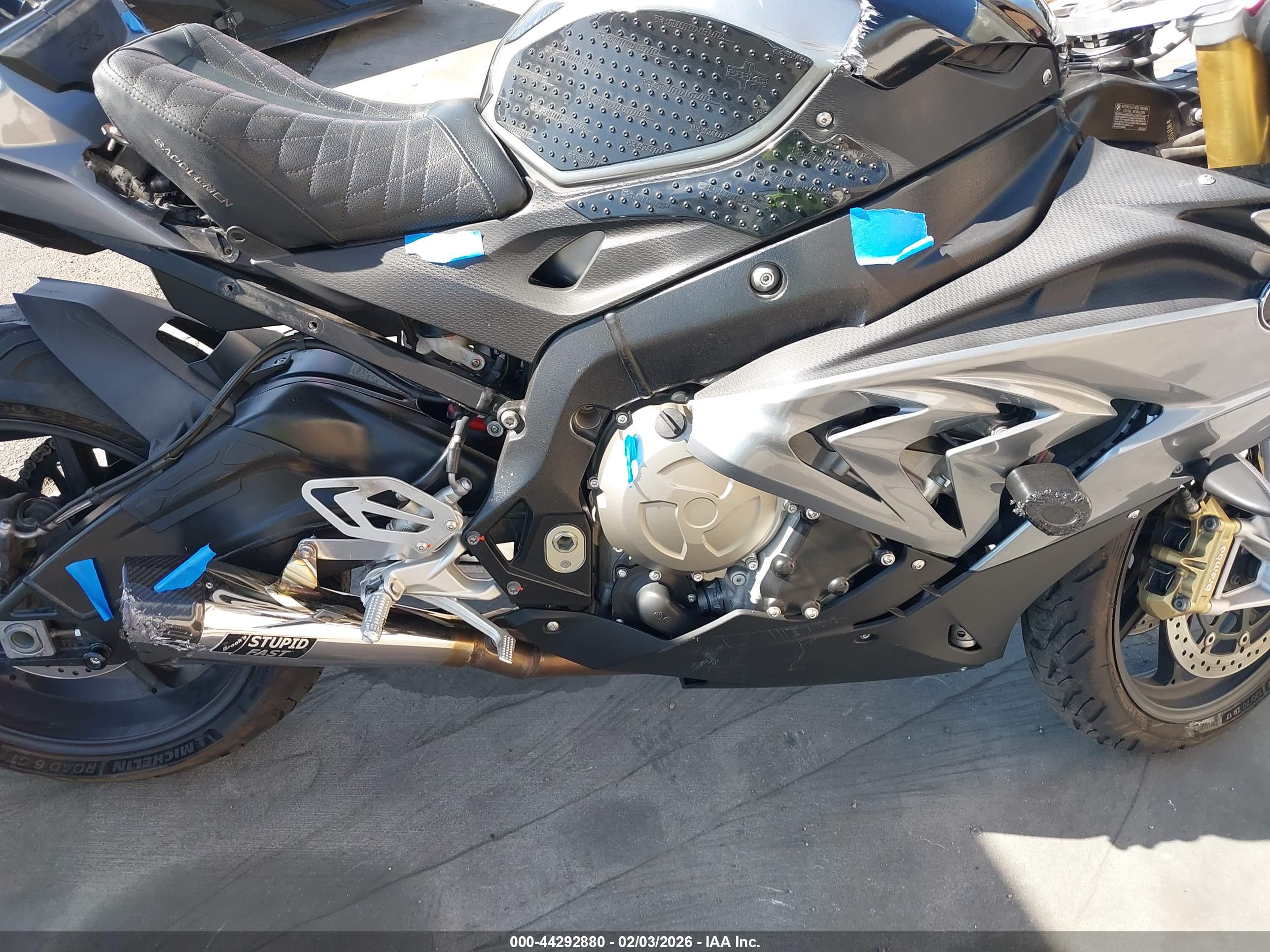 BMW S image 8