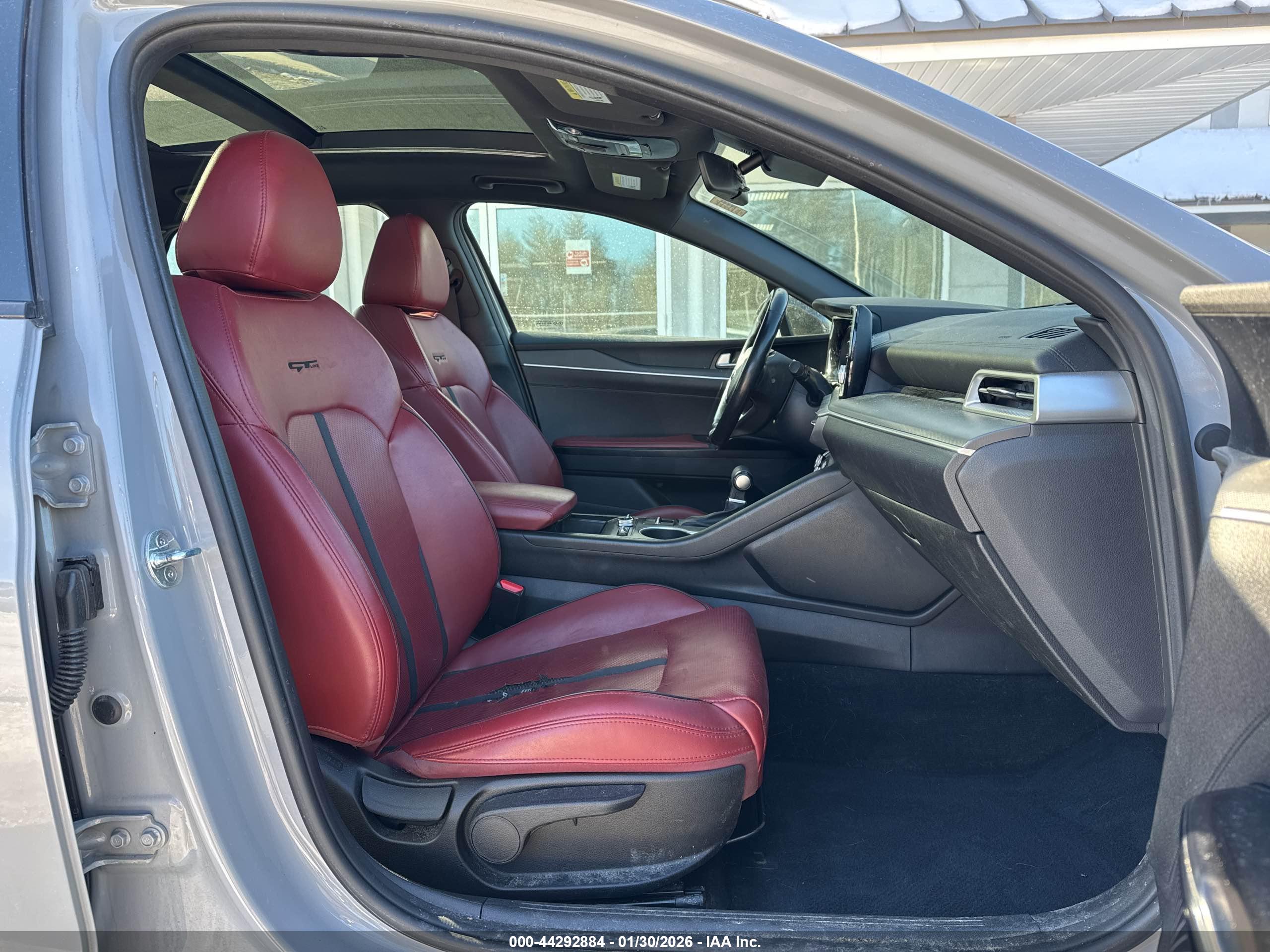 KIA K5 image 5