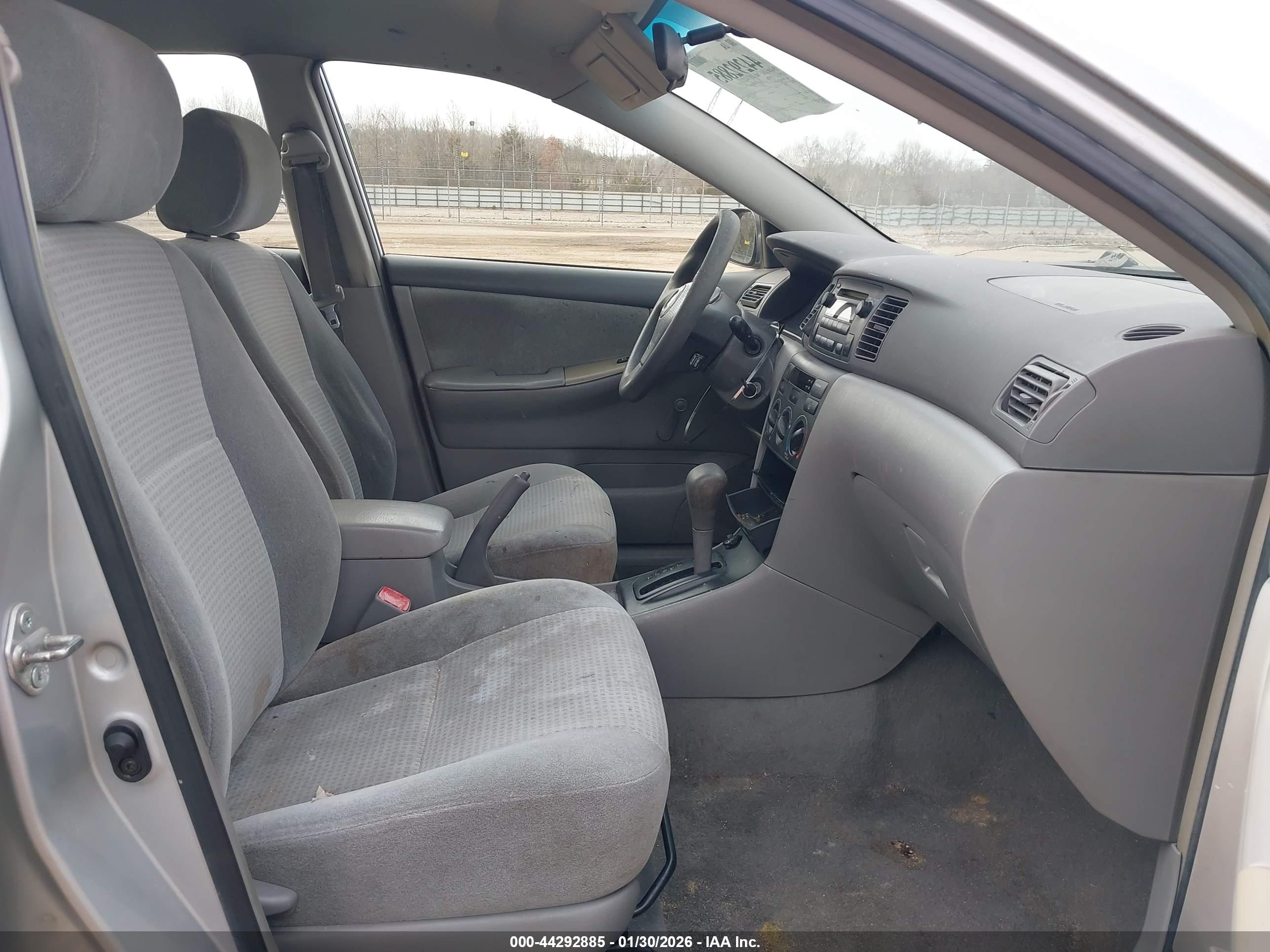 TOYOTA COROLLA image 5