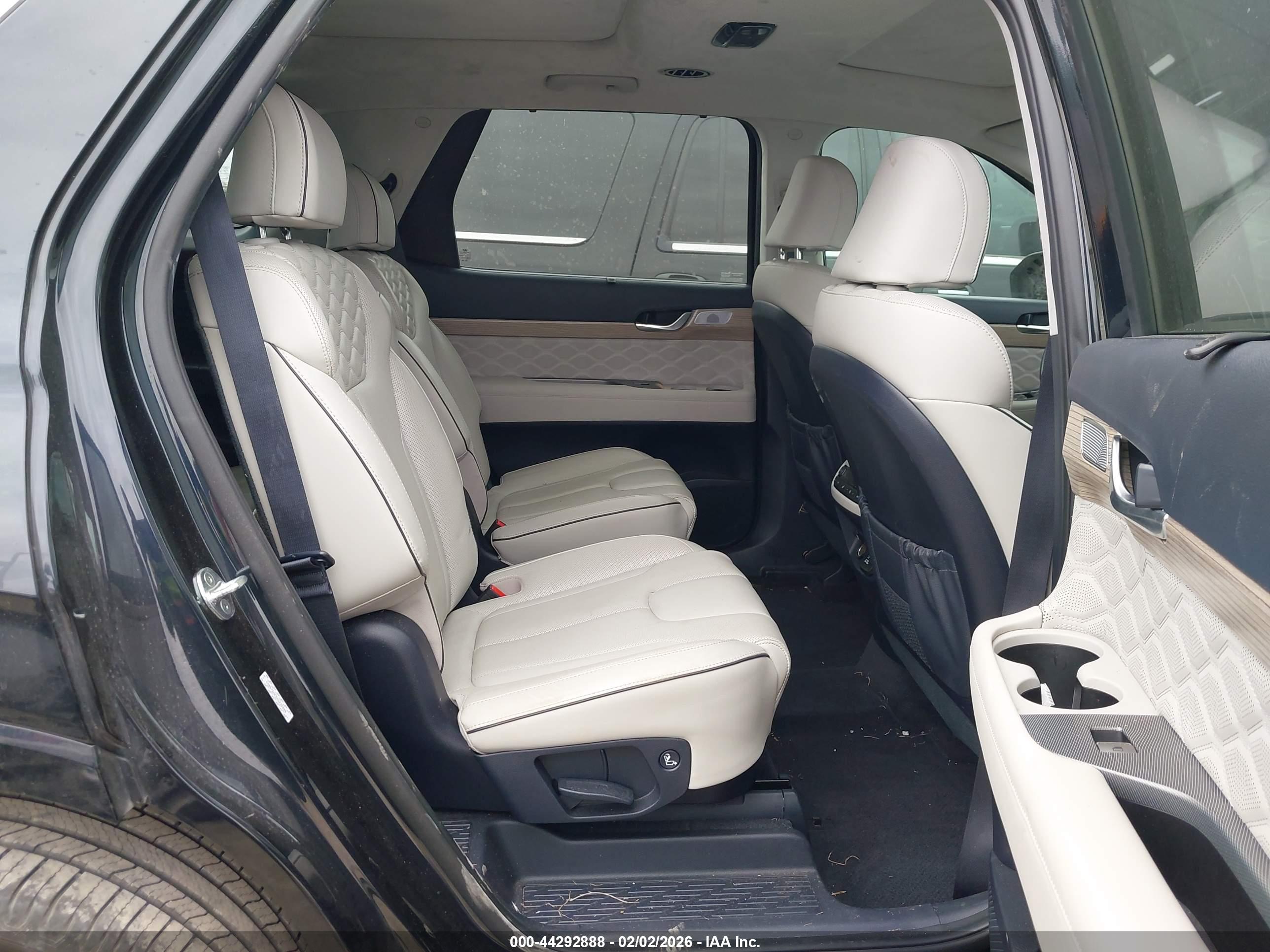 HYUNDAI PALISADE image 8