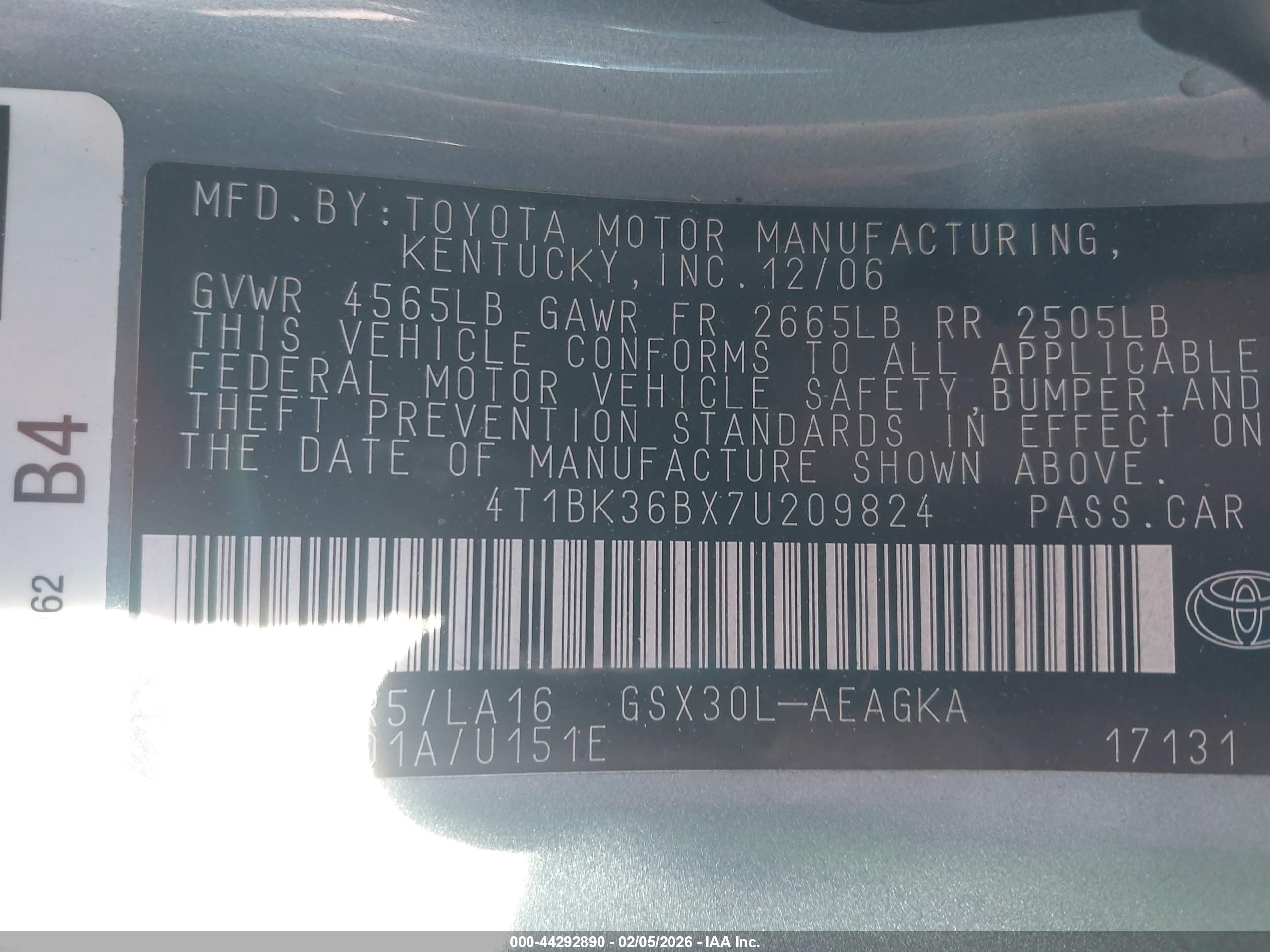 TOYOTA AVALON image 9