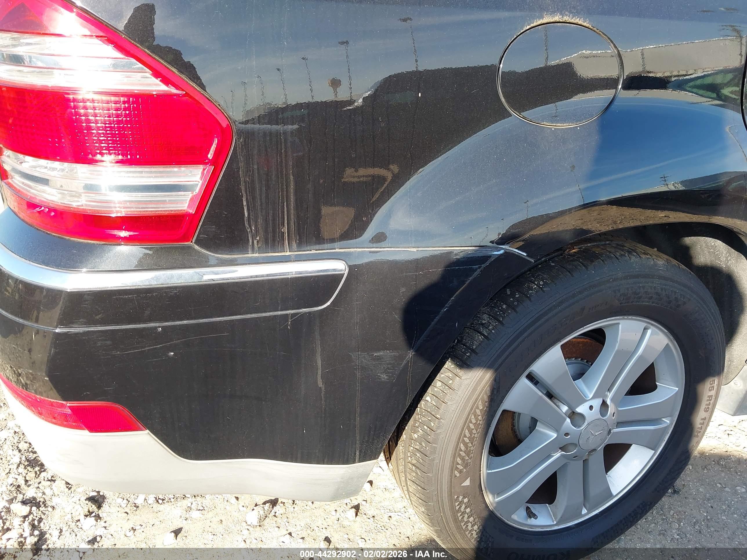 MERCEDES-BENZ GL image 6