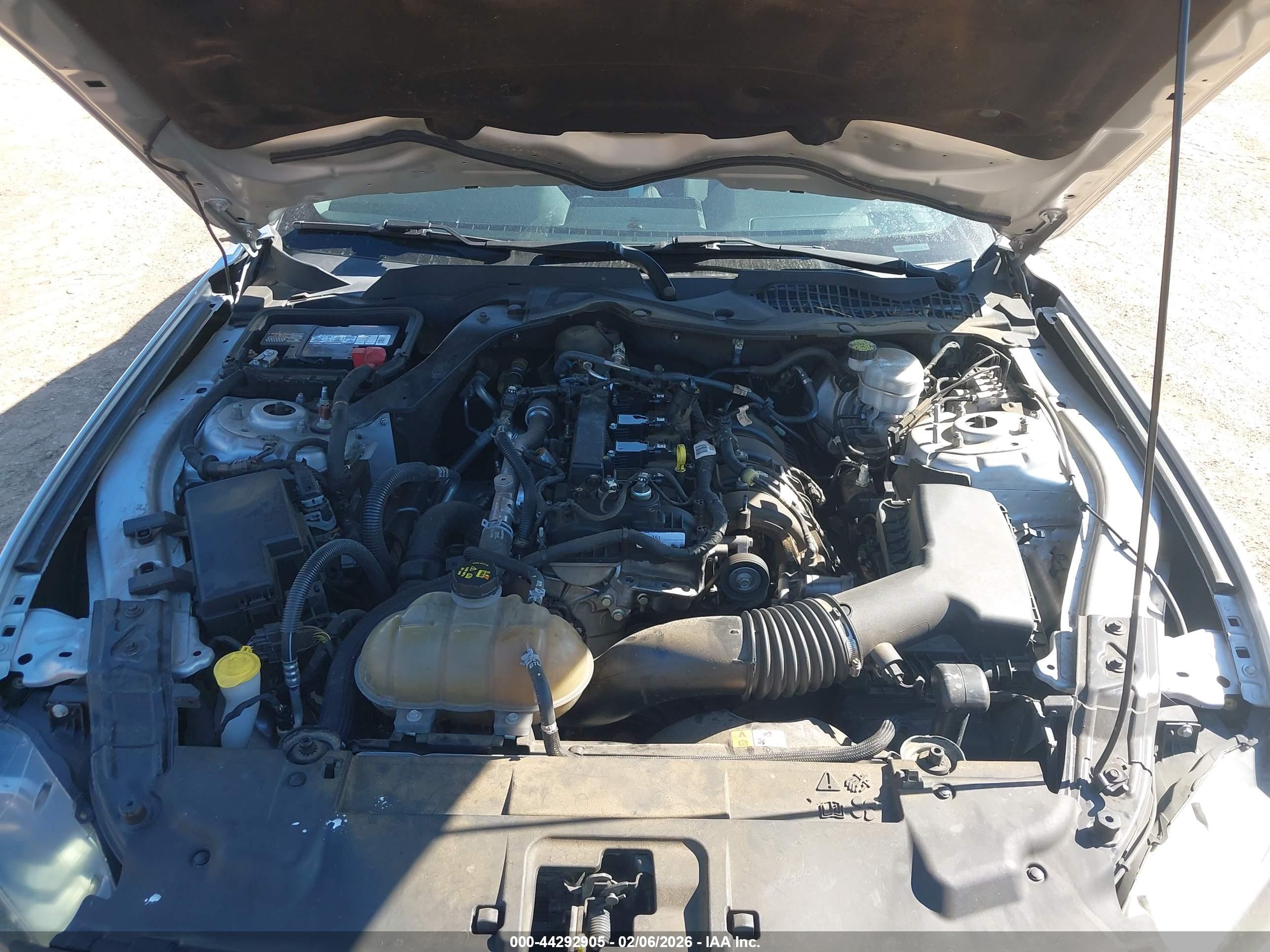 FORD MUSTANG image 10