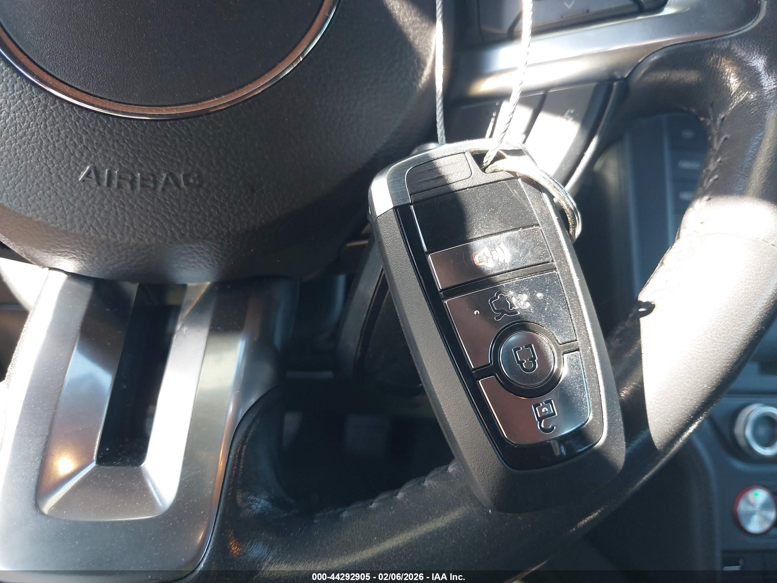 FORD MUSTANG image 11