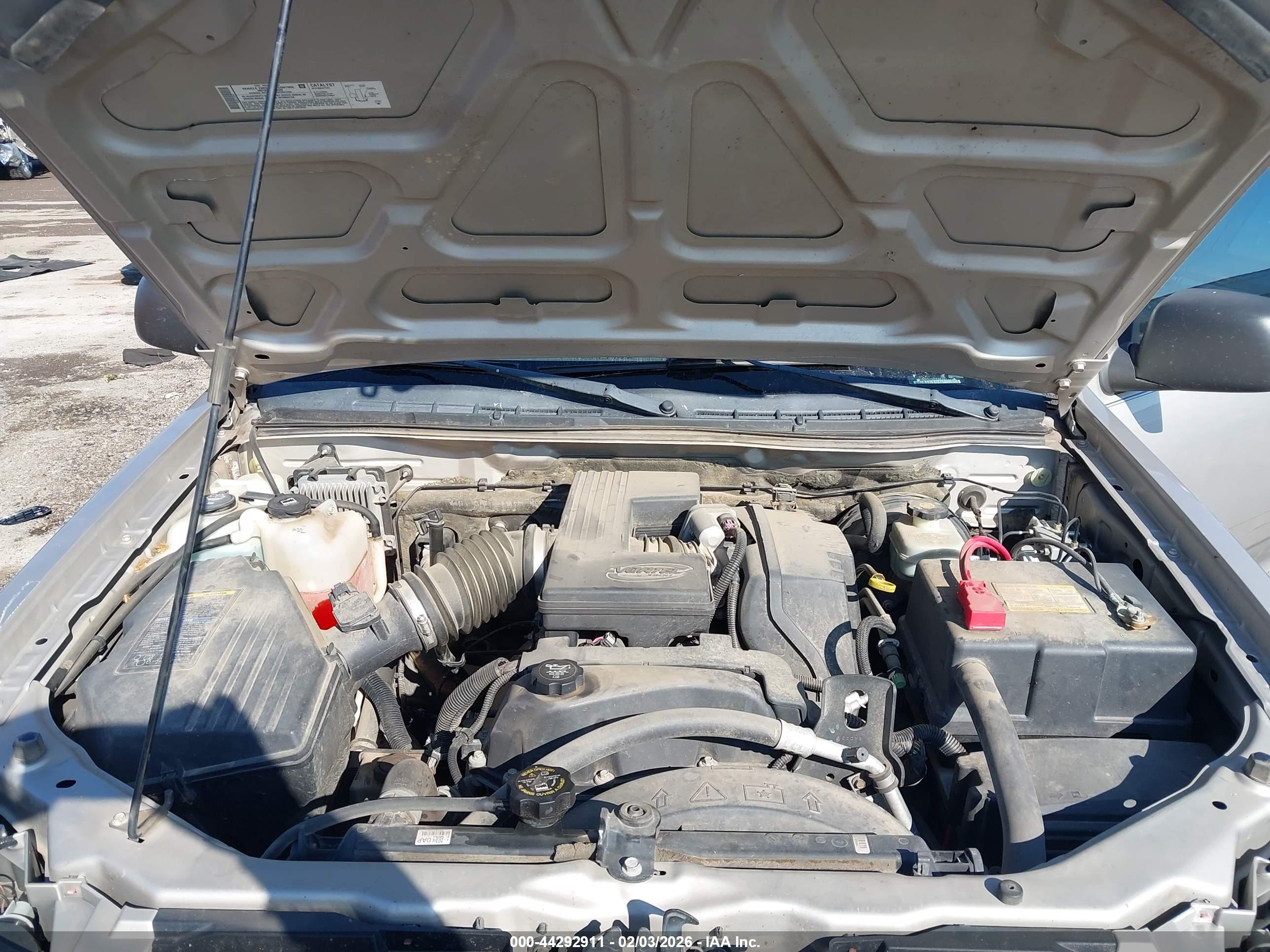 CHEVROLET COLORADO image 10