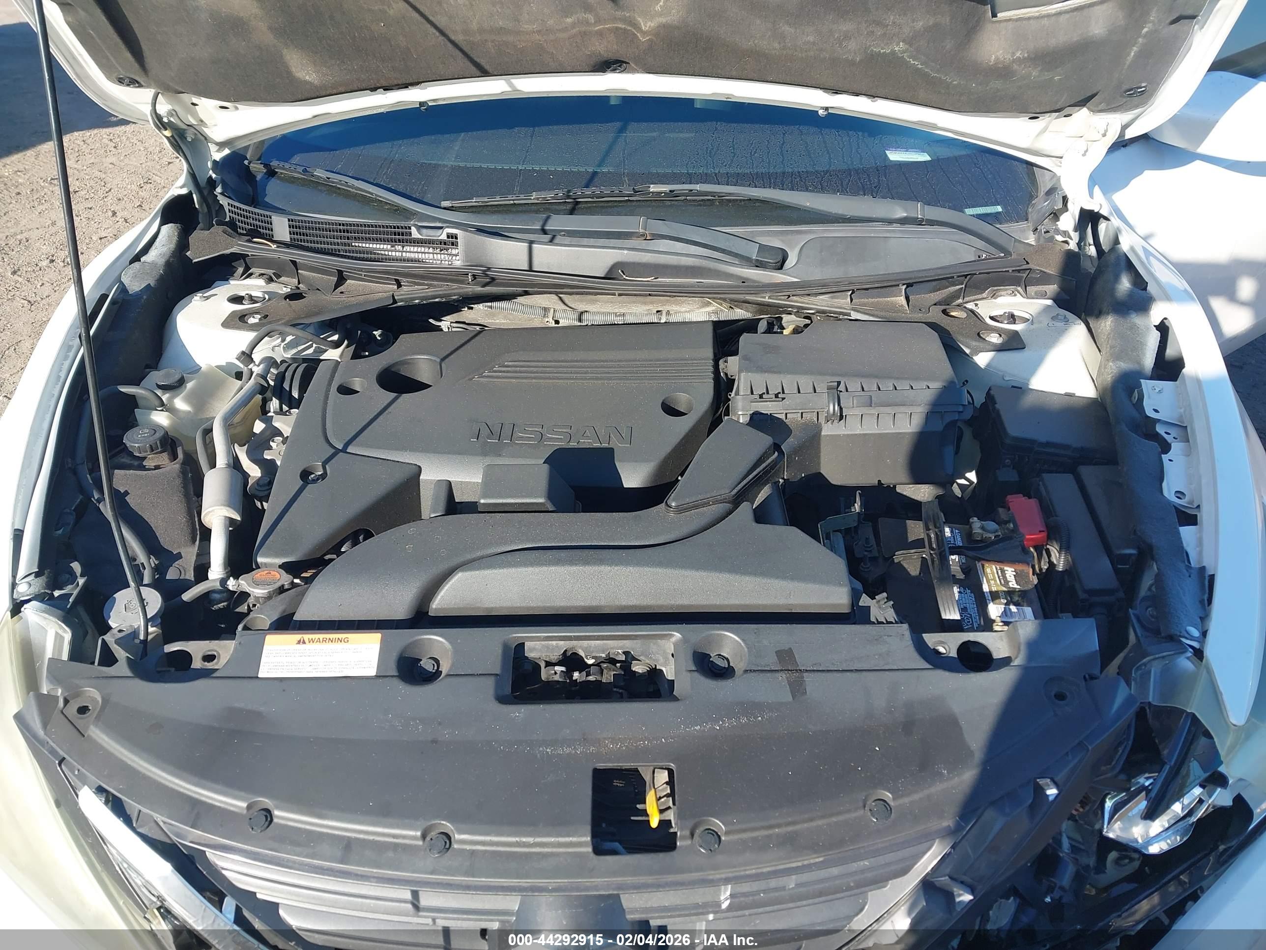 NISSAN ALTIMA image 10