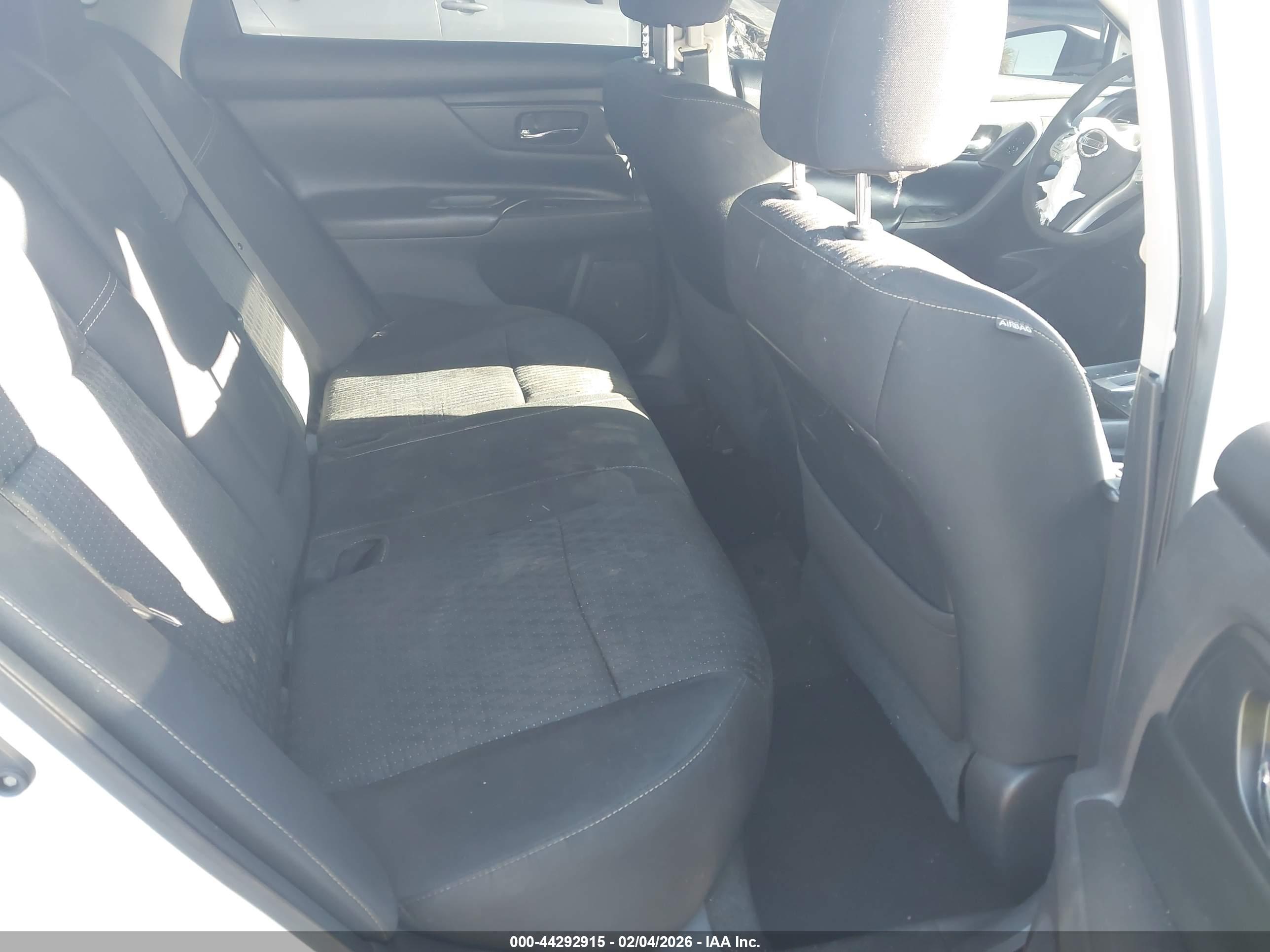NISSAN ALTIMA image 8