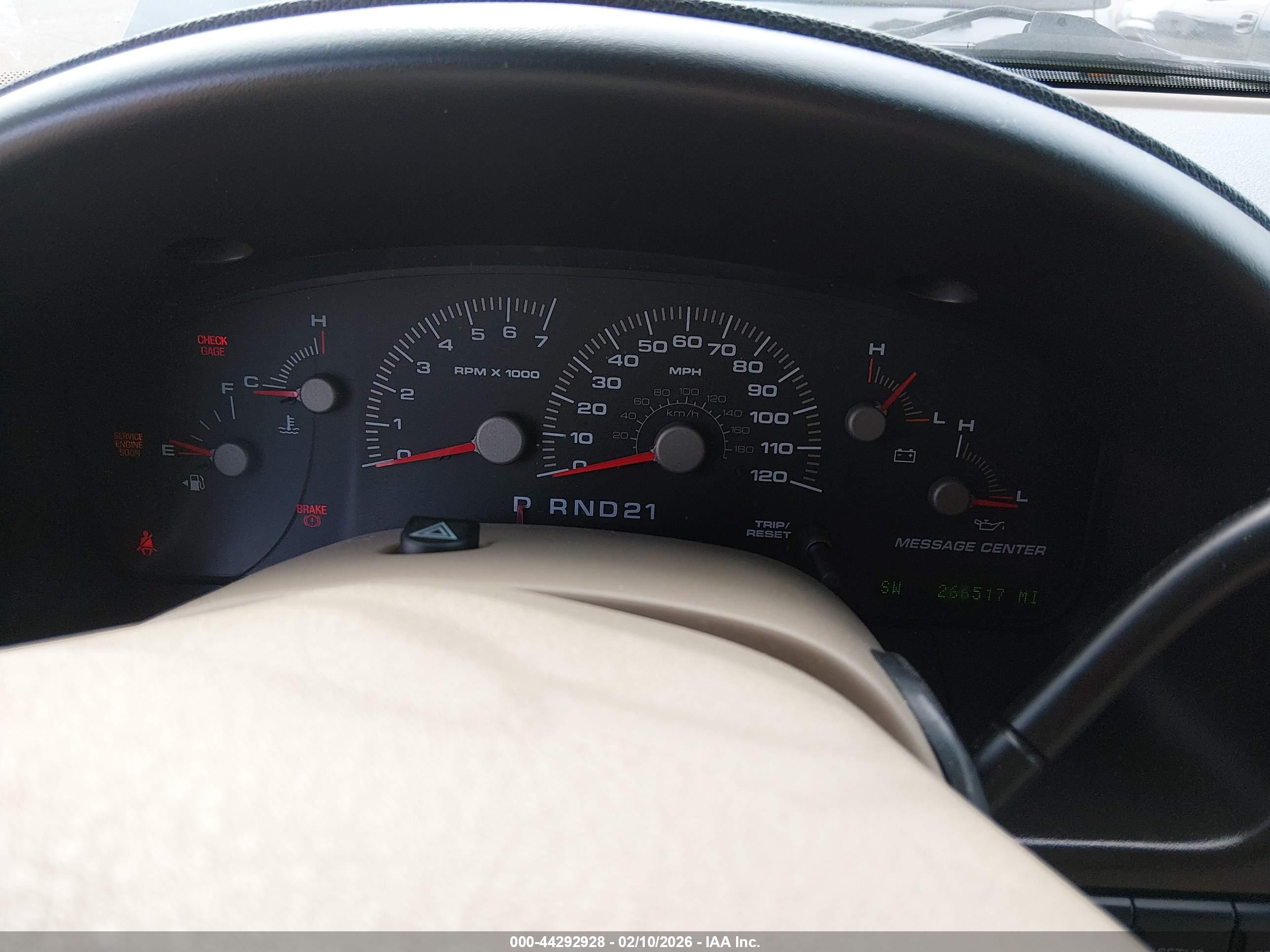 FORD EXPEDITION image 7