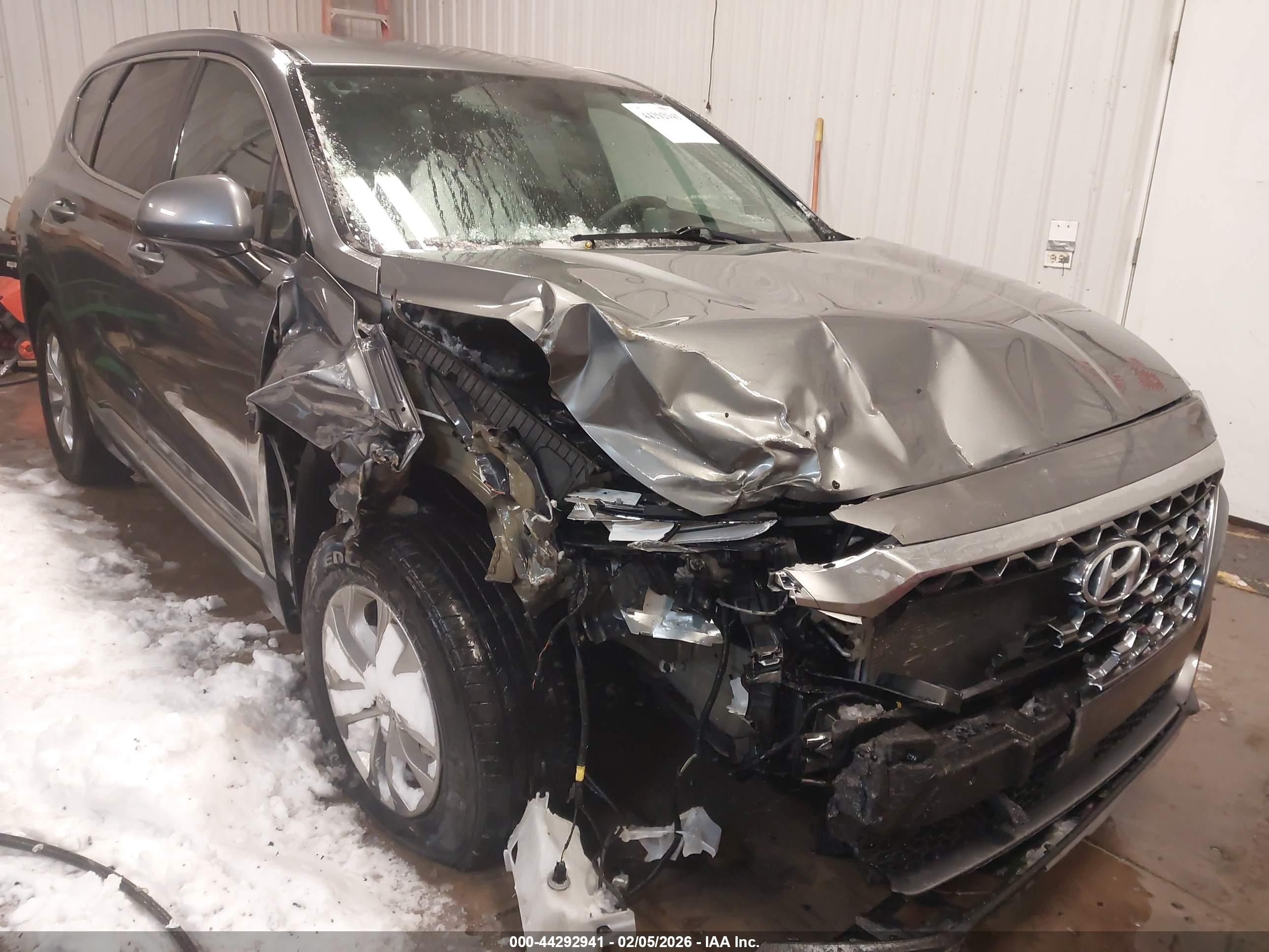 HYUNDAI SANTA image 6