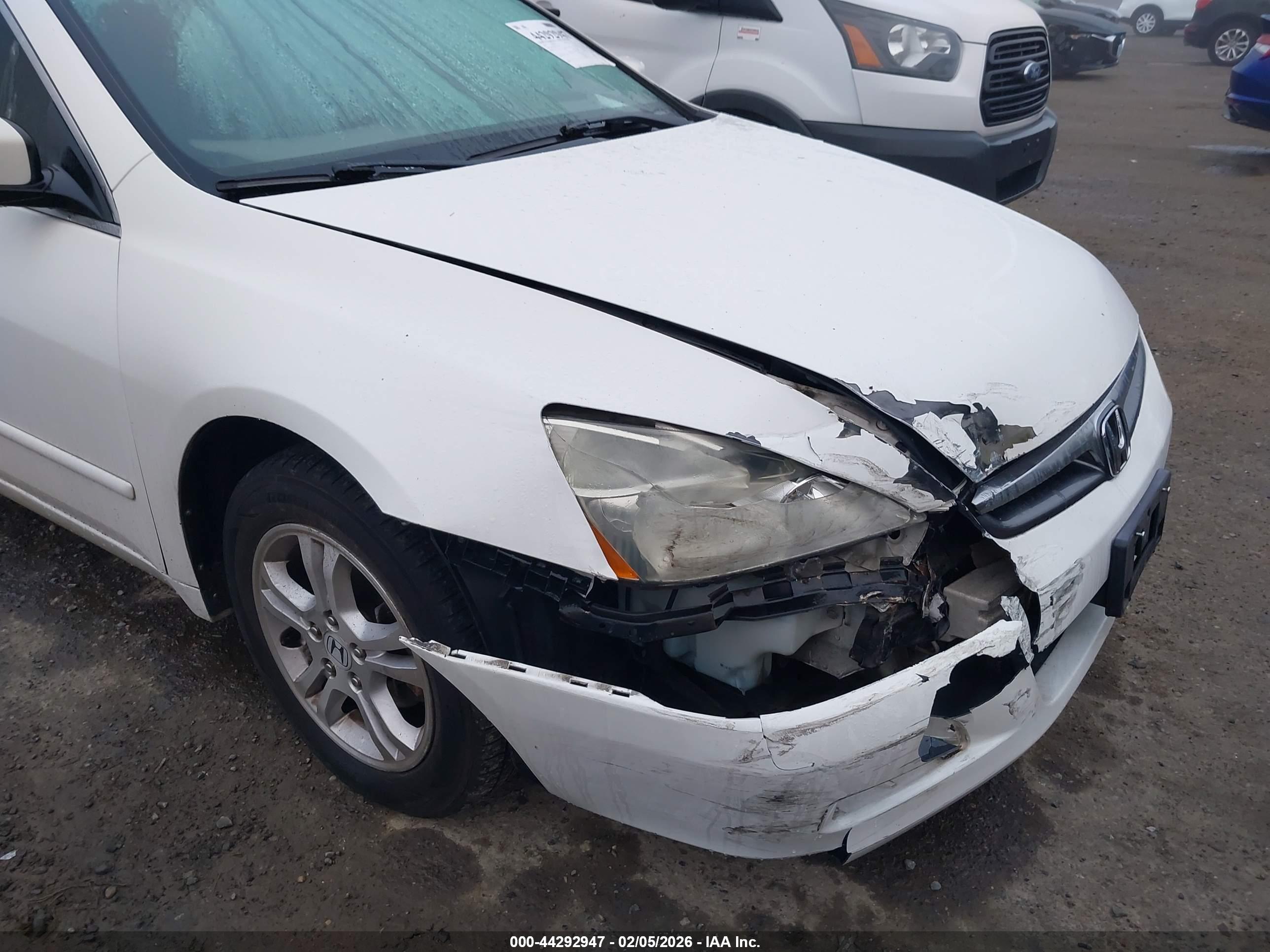 HONDA ACCORD image 6