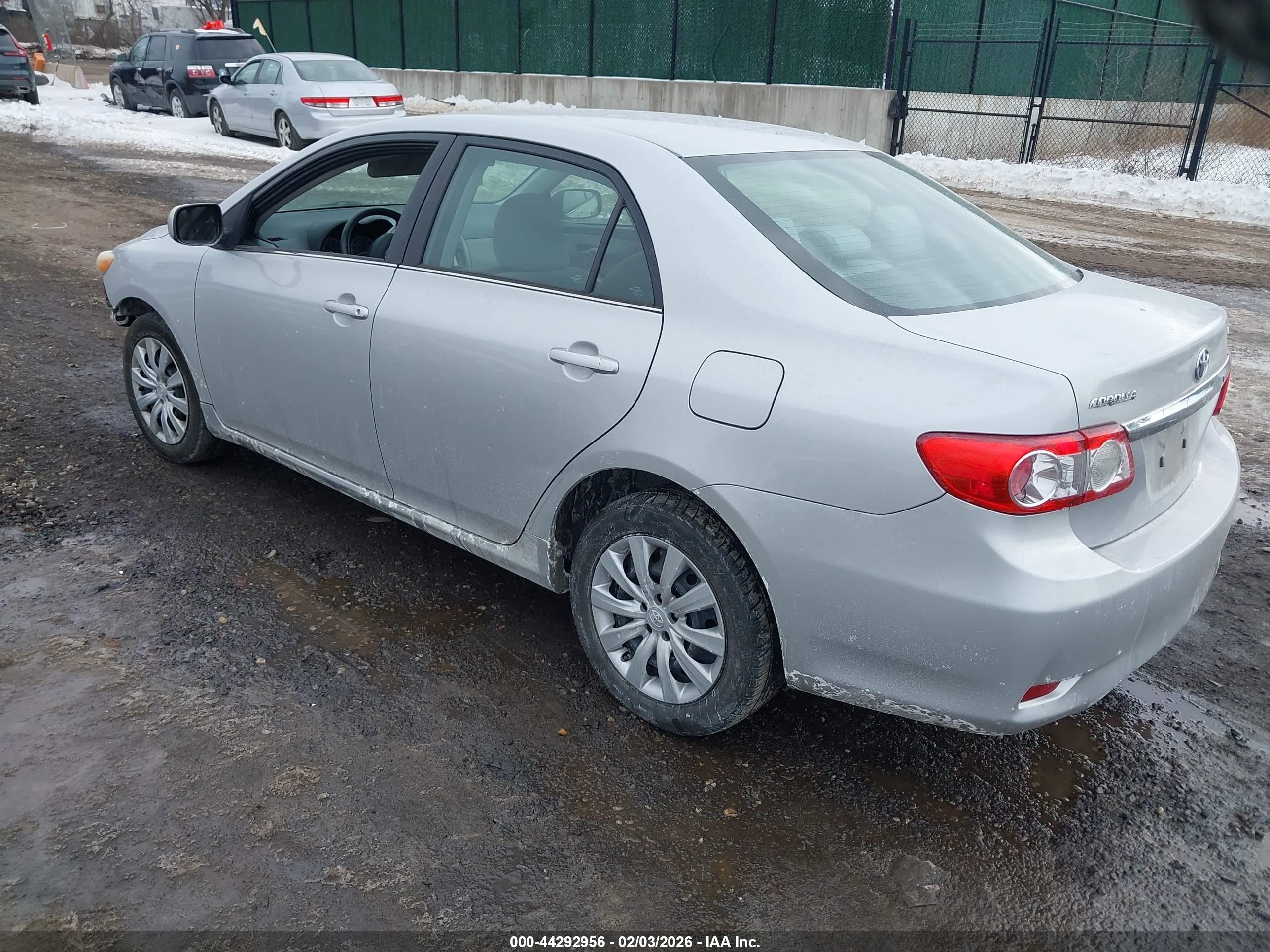 TOYOTA COROLLA image 3