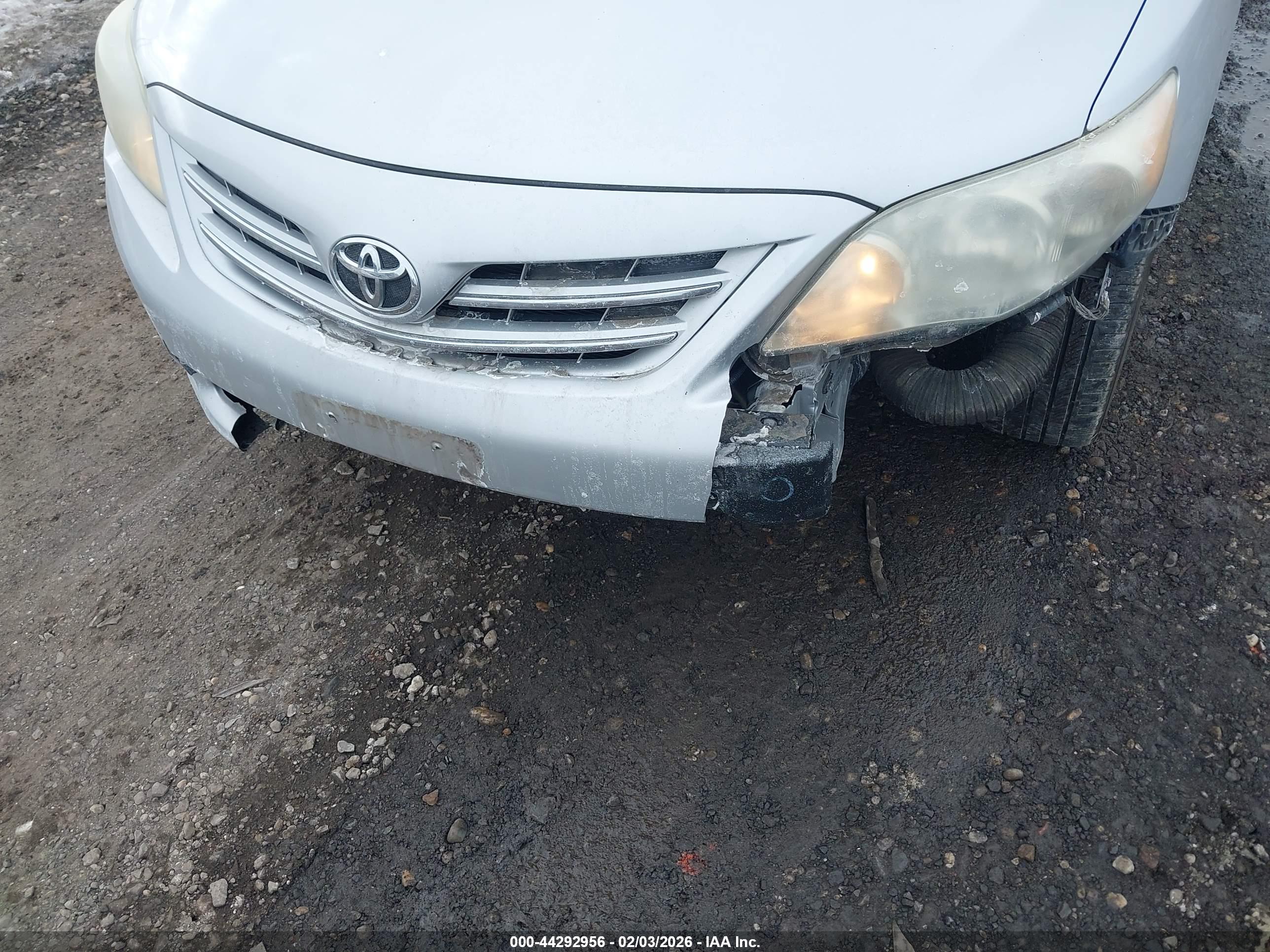 TOYOTA COROLLA image 6