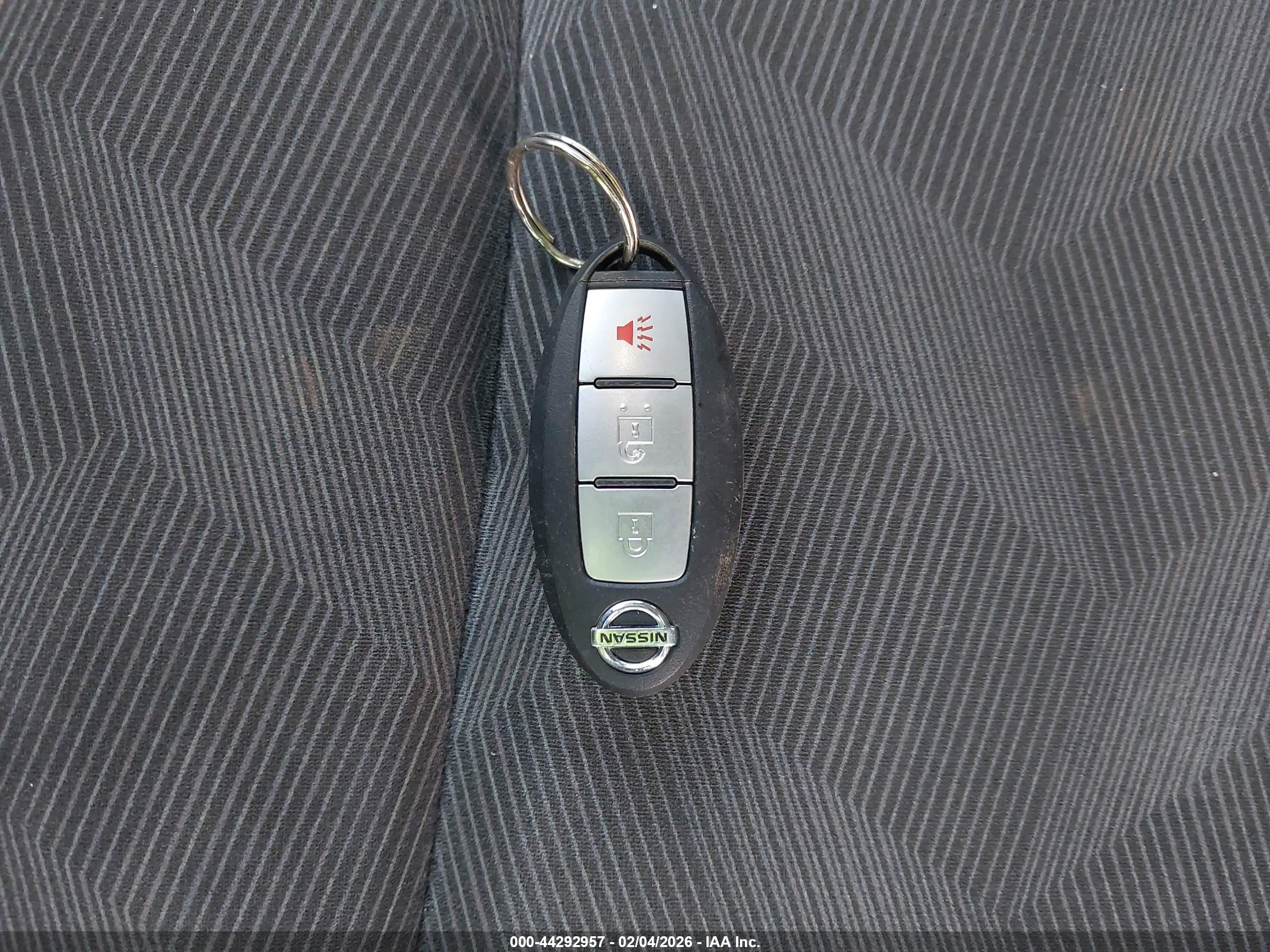 NISSAN ROGUE image 11
