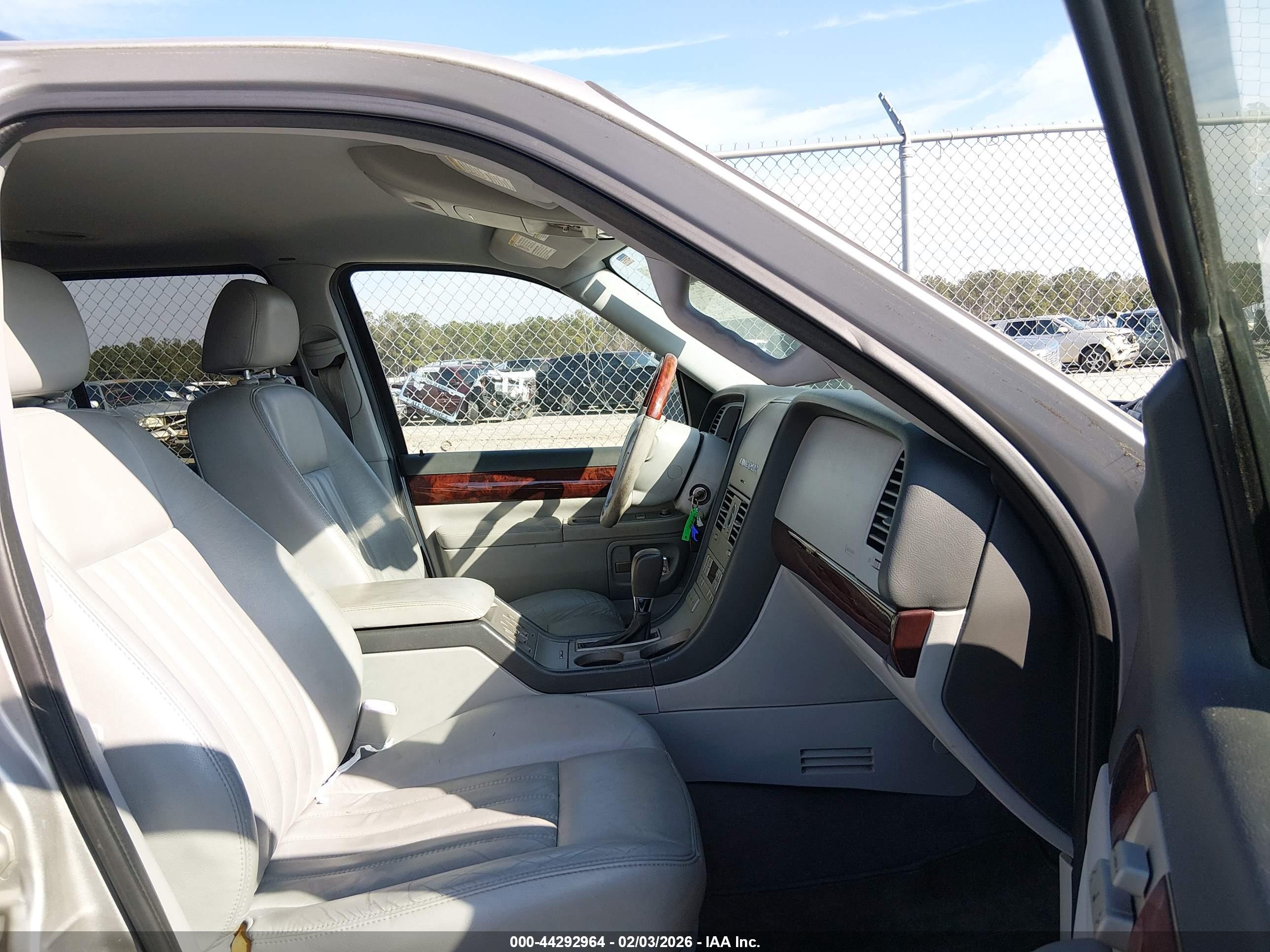 LINCOLN AVIATOR image 5