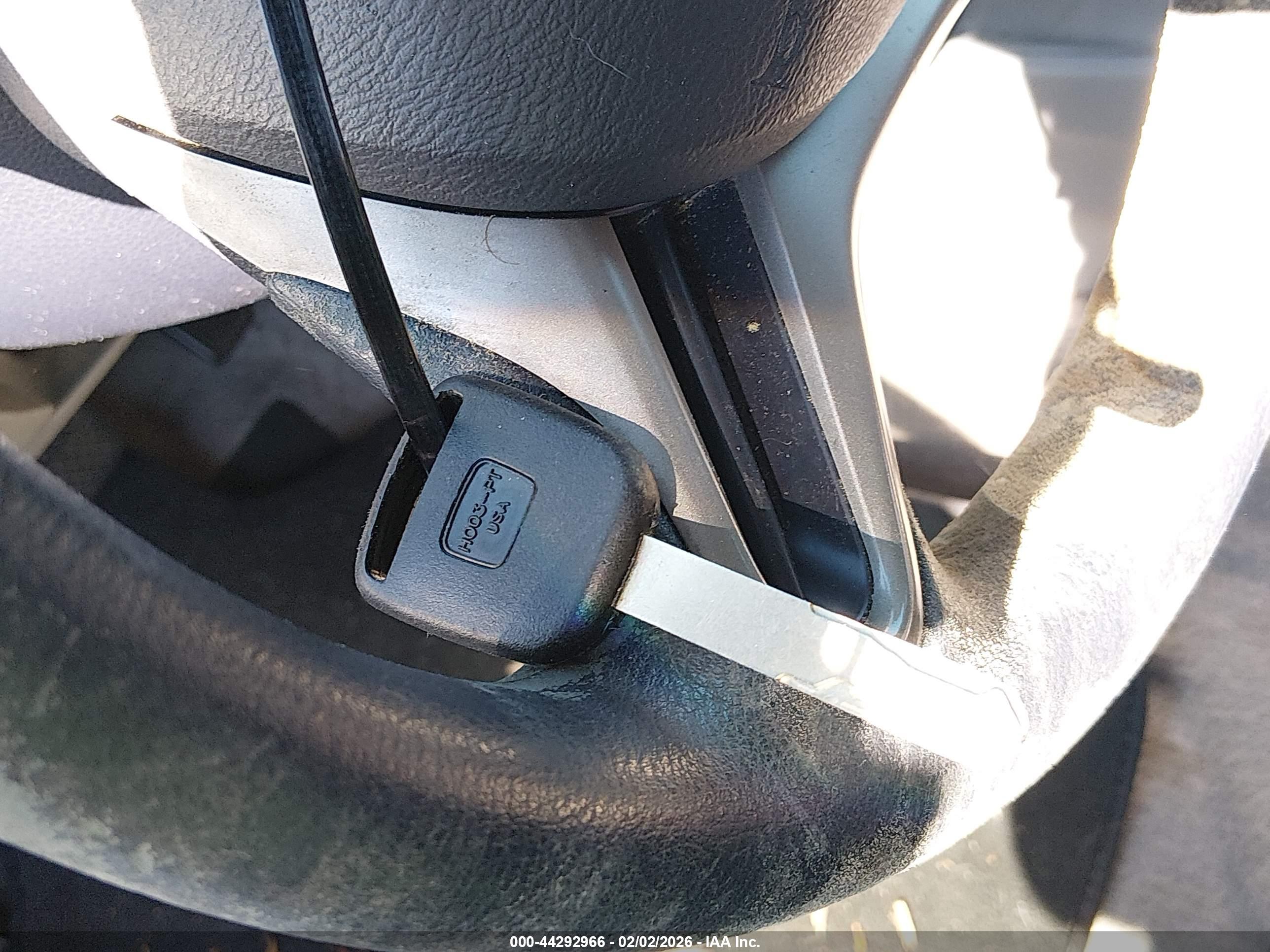 HONDA INSIGHT image 11