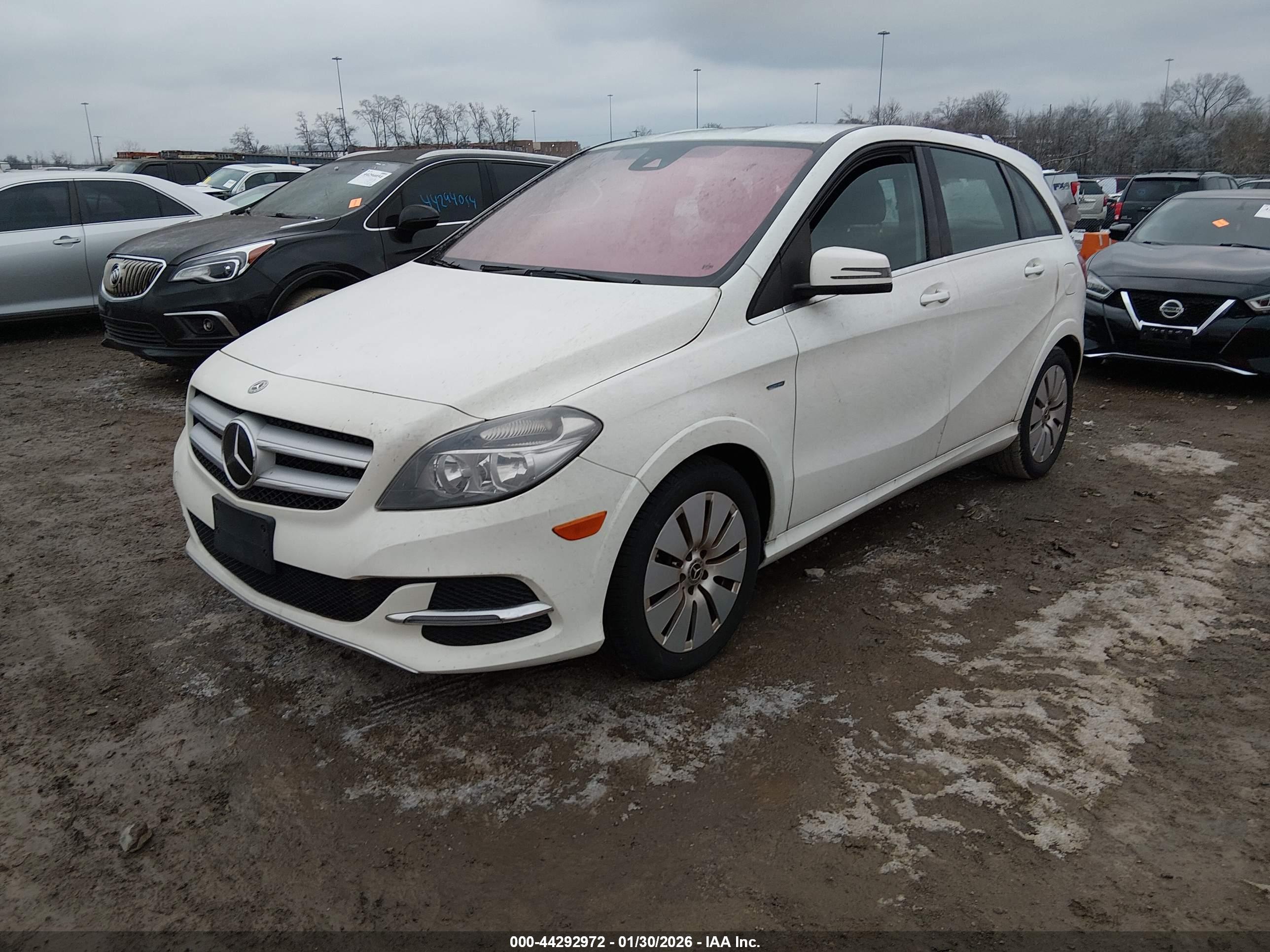 MERCEDES-BENZ B image 2