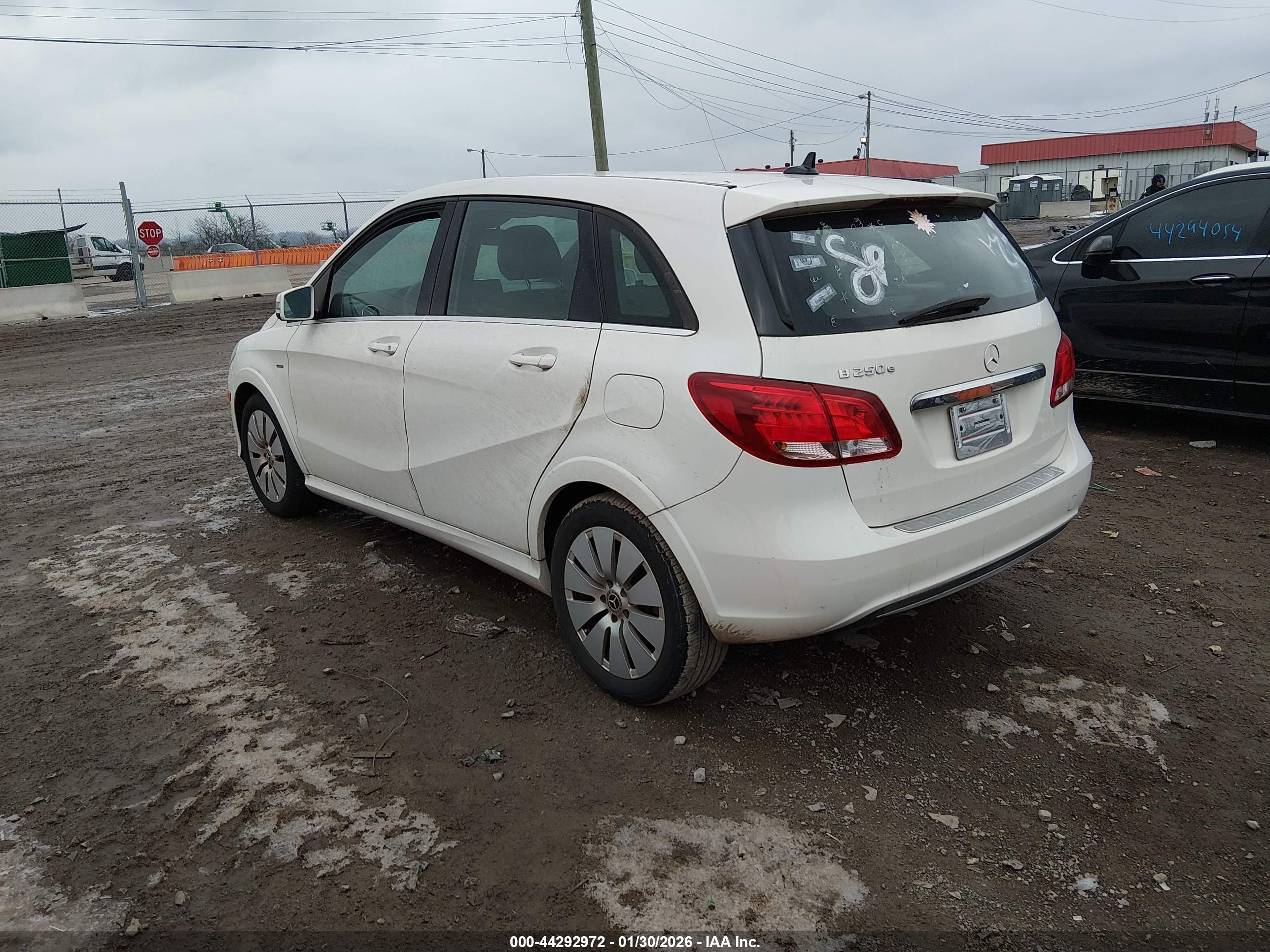 MERCEDES-BENZ B image 3