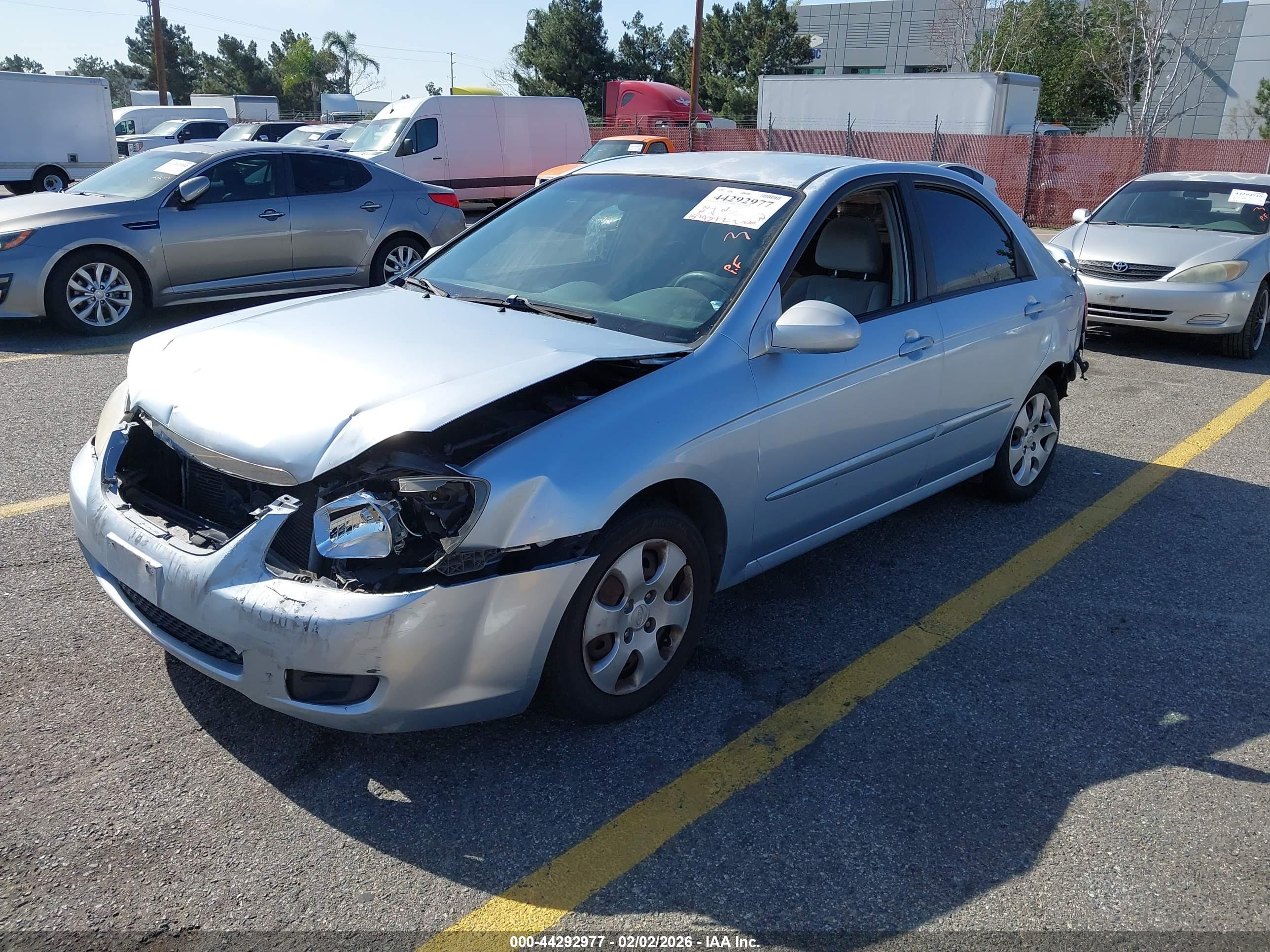 KIA SPECTRA image 2