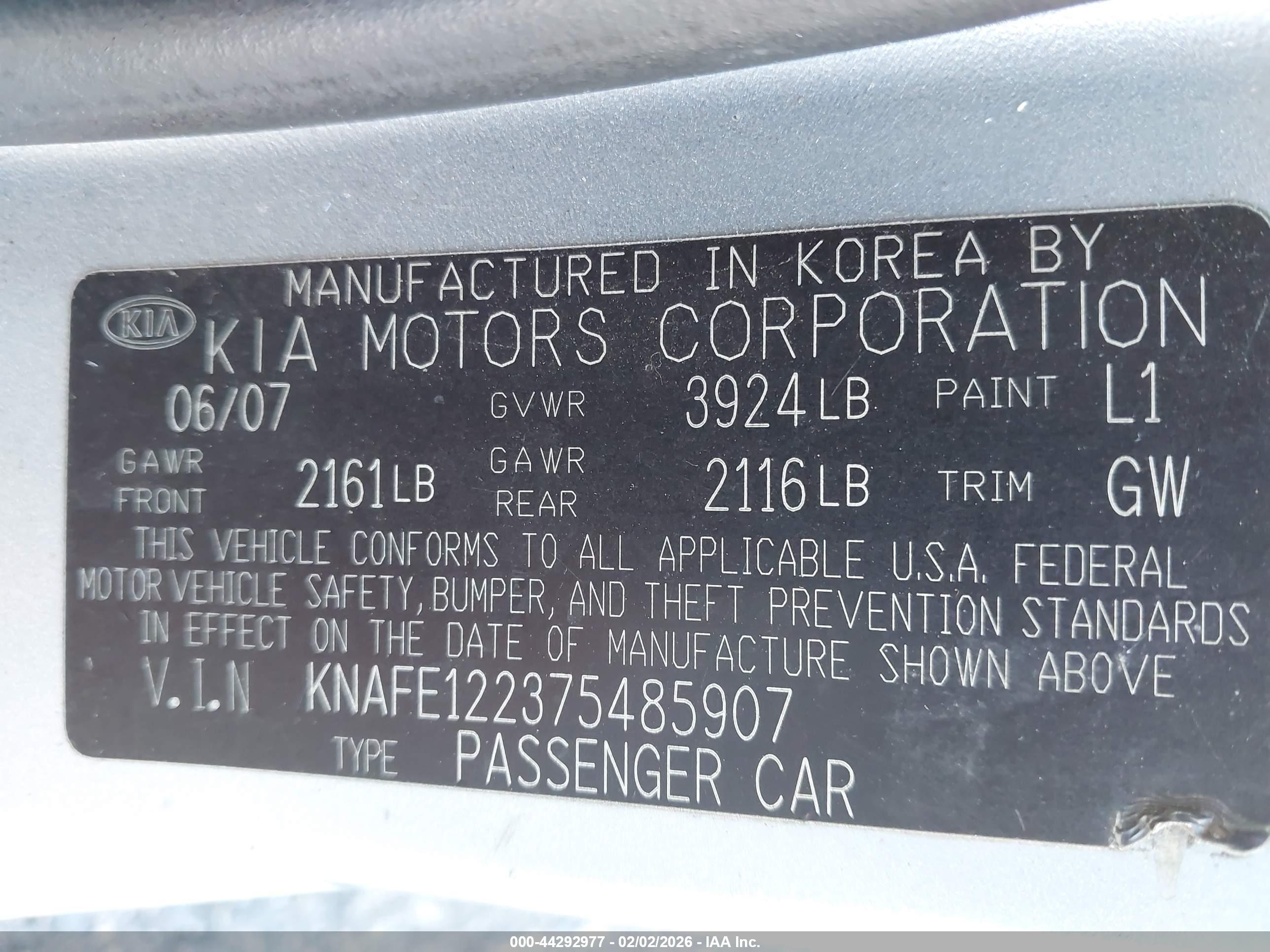 KIA SPECTRA image 9