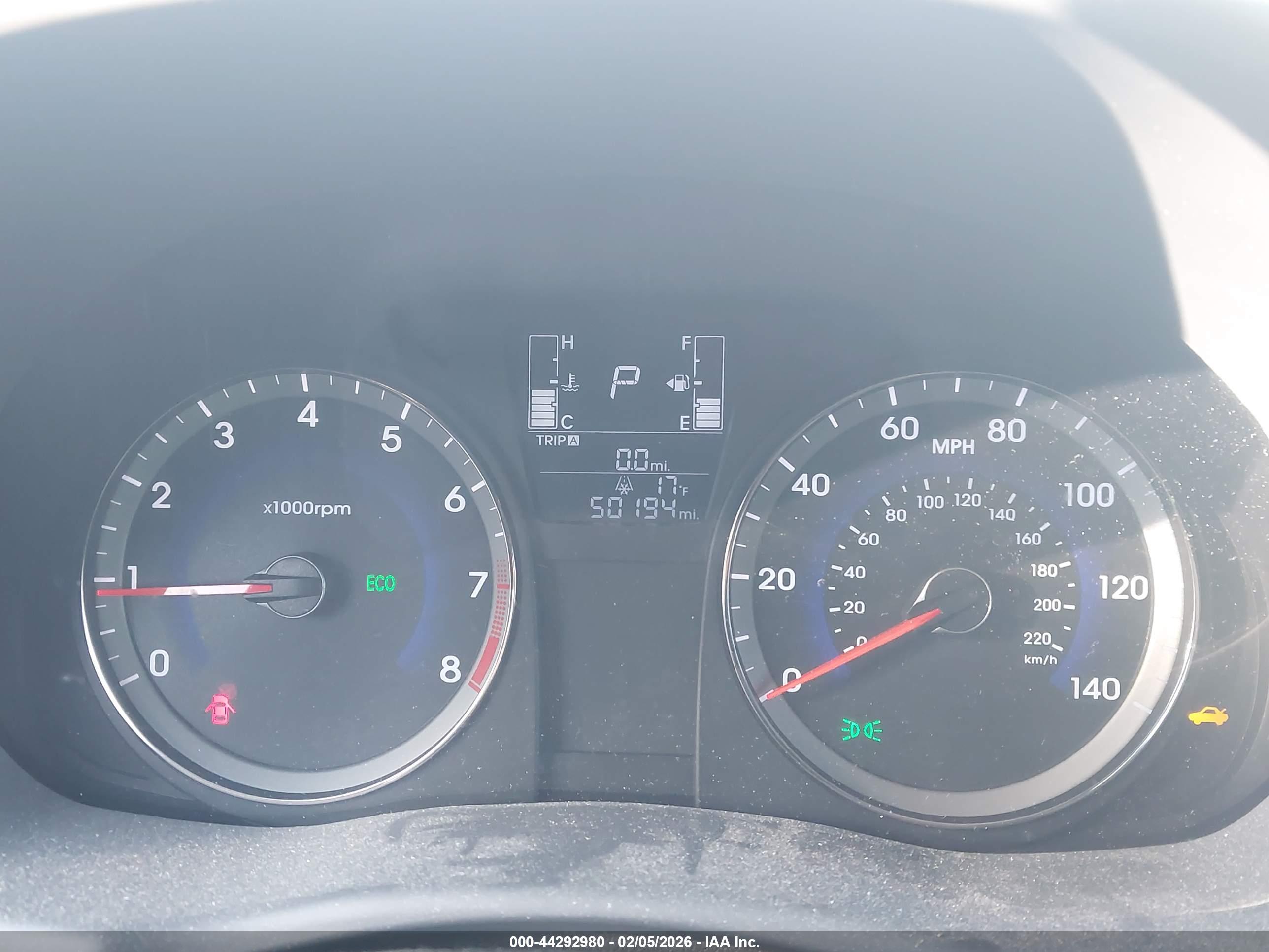 HYUNDAI ACCENT image 7