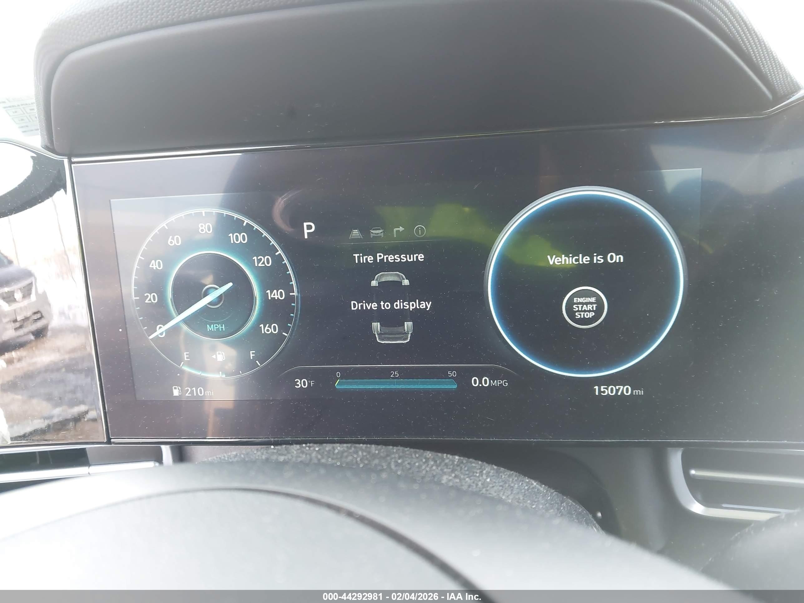 HYUNDAI ELANTRA image 7