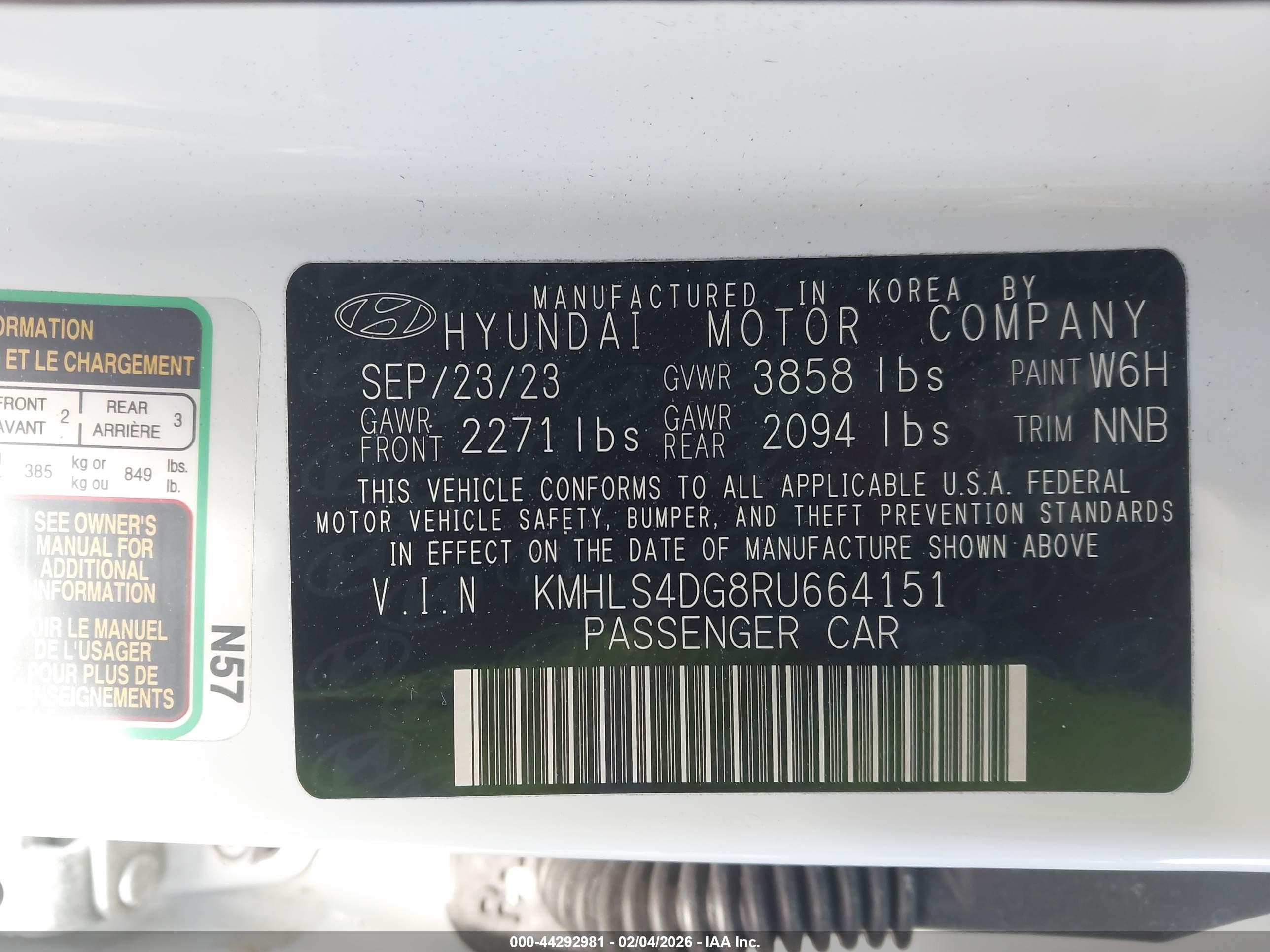 HYUNDAI ELANTRA image 9