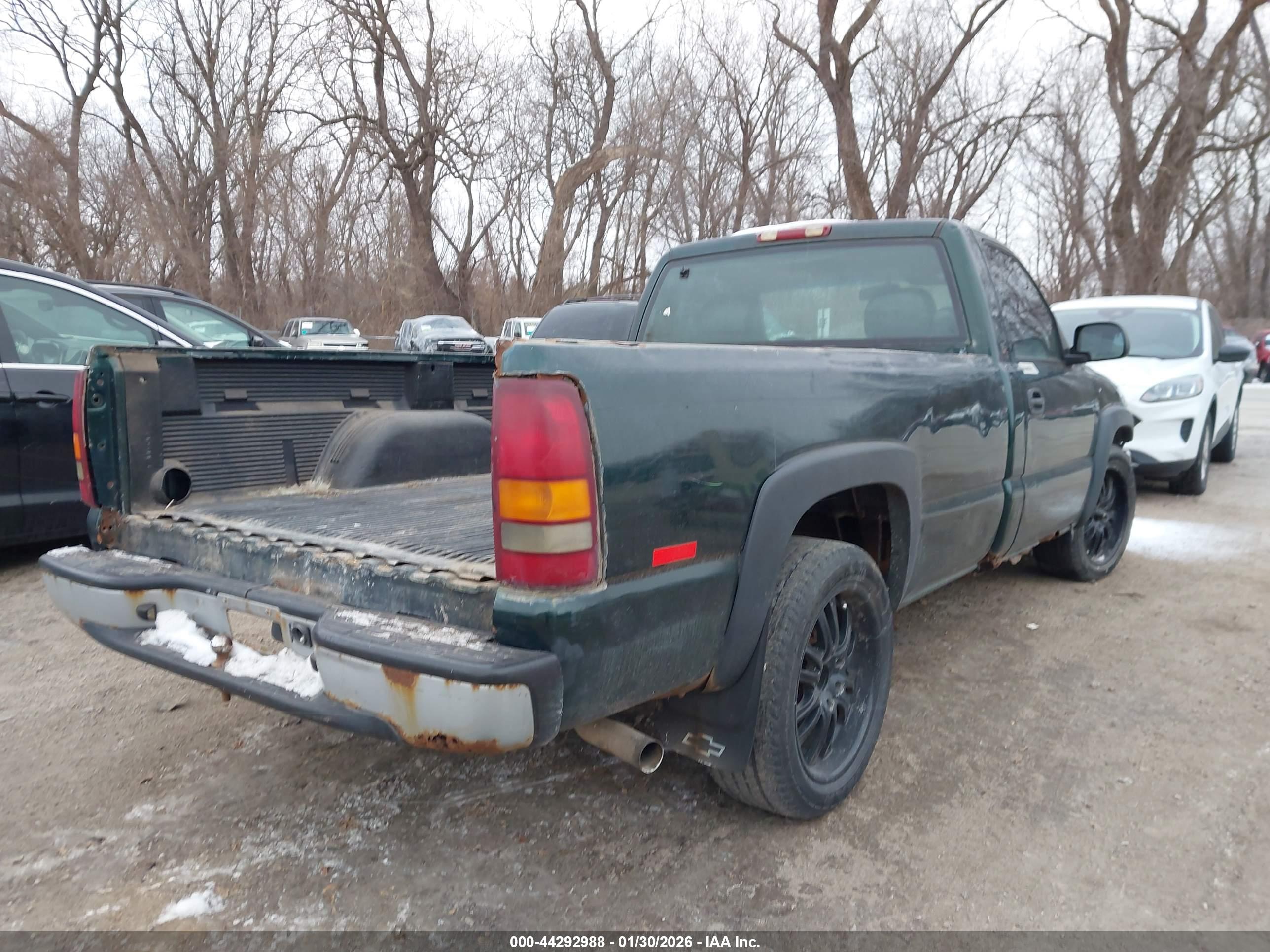 GMC SIERRA image 4